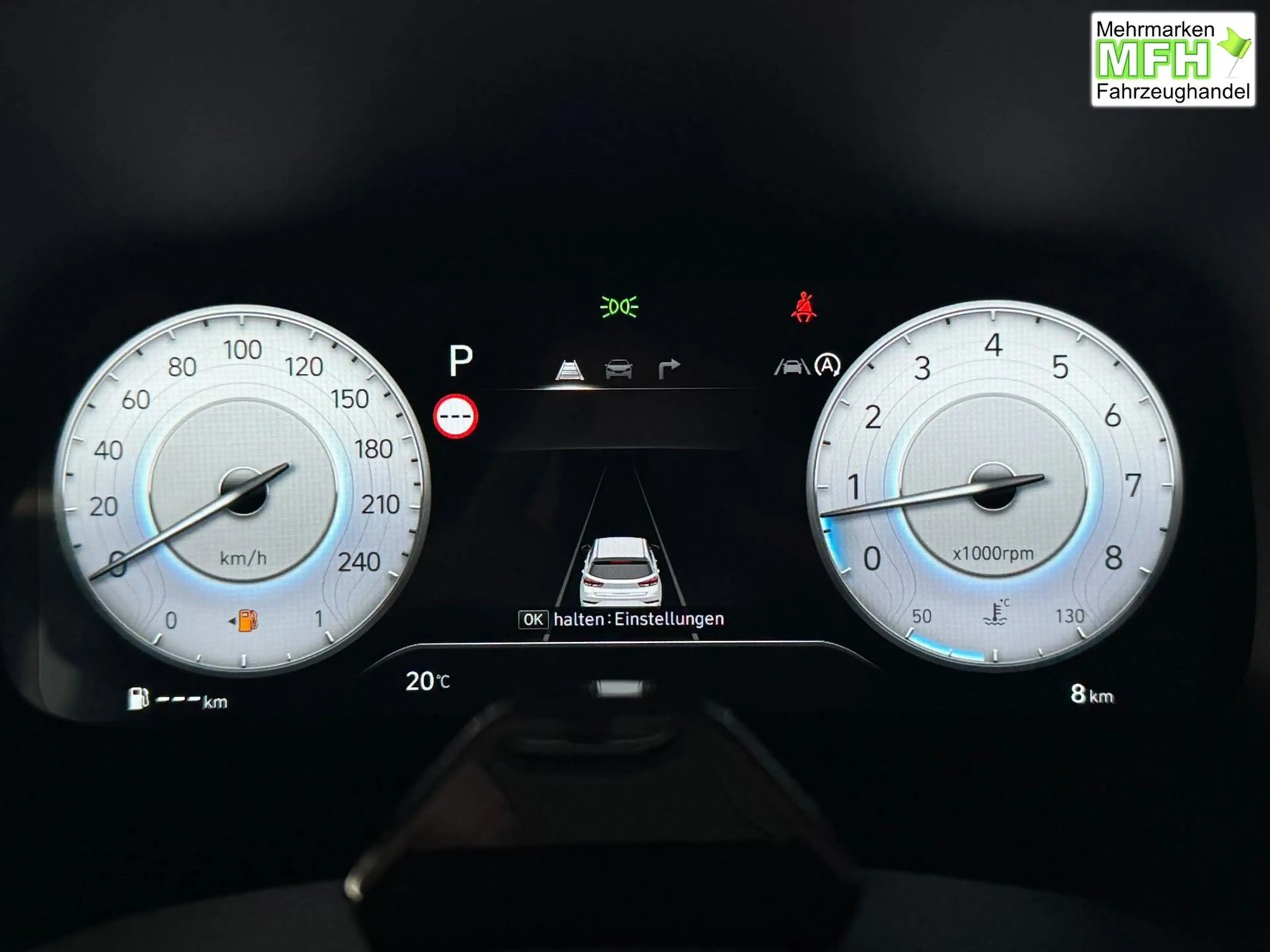 Hyundai i30 Kombi Comfort Line 1.6 T-GDI 2WD 7-DCT AT / Tem... — photo 11
