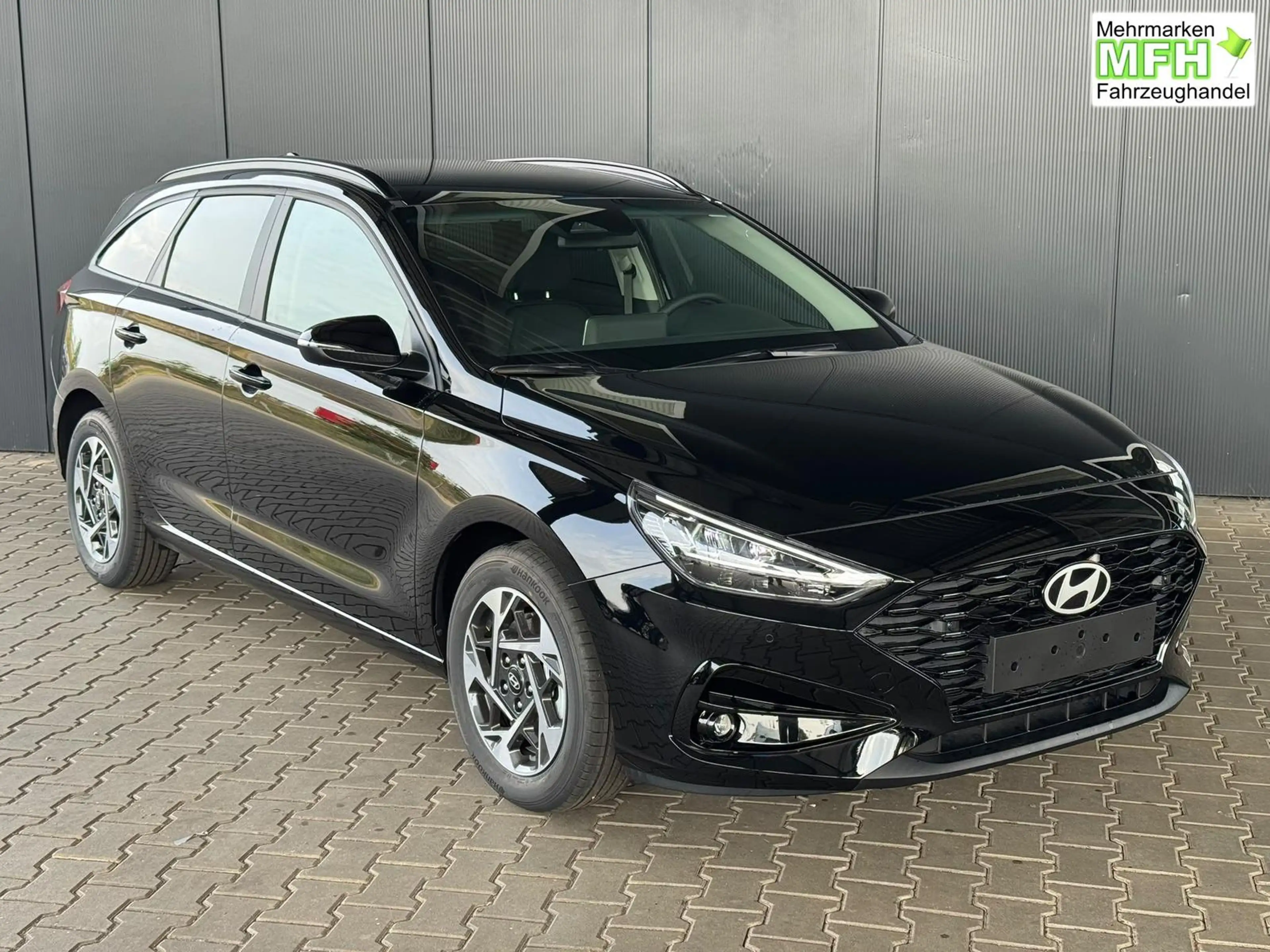 Hyundai i30 Kombi Comfort Line 1.6 T-GDI 2WD 7-DCT AT / Tem... — photo 4