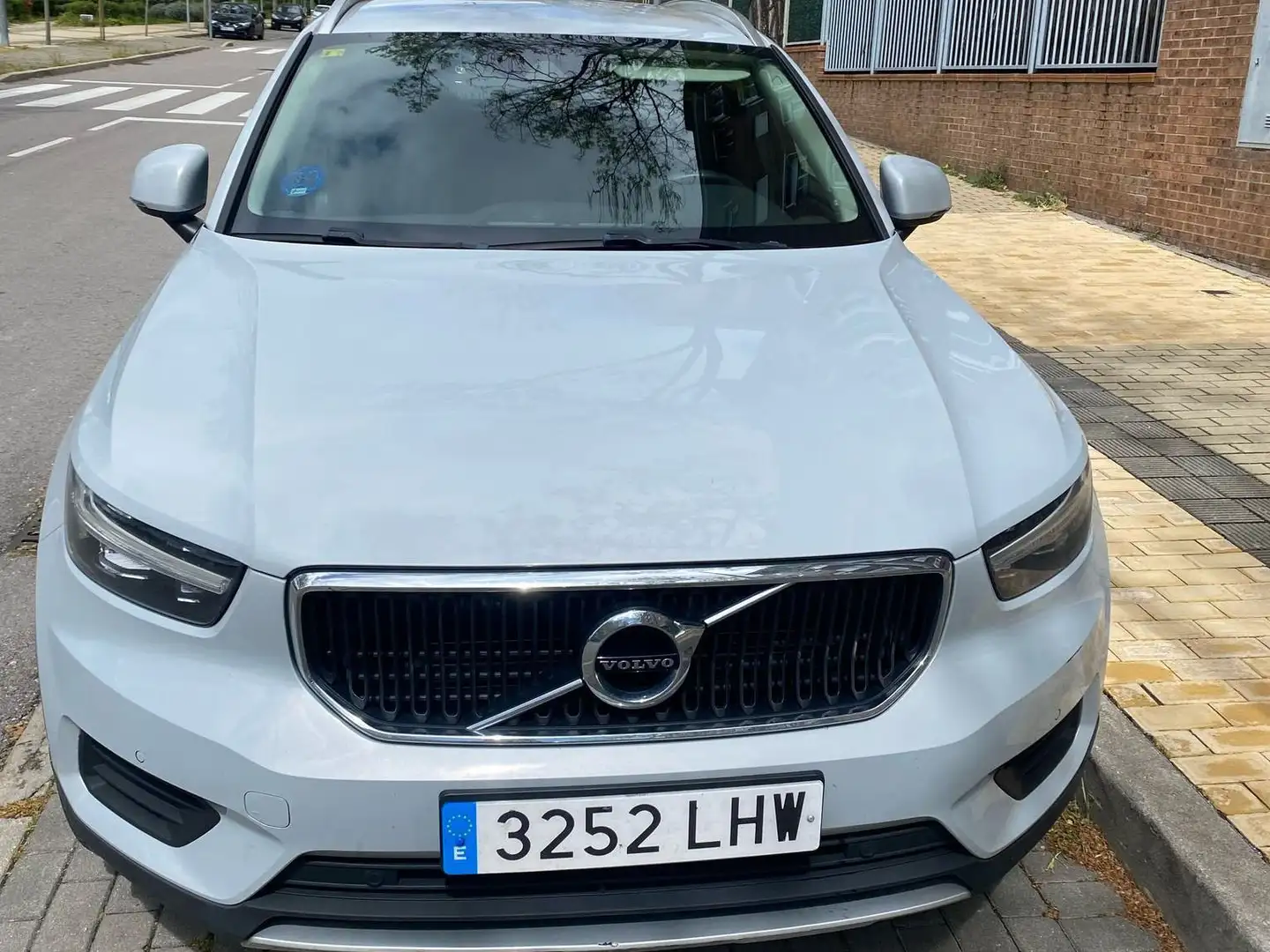 Volvo XC40 XC40 T5 Twin Business Plus Aut. Business Plus Plateado - 1