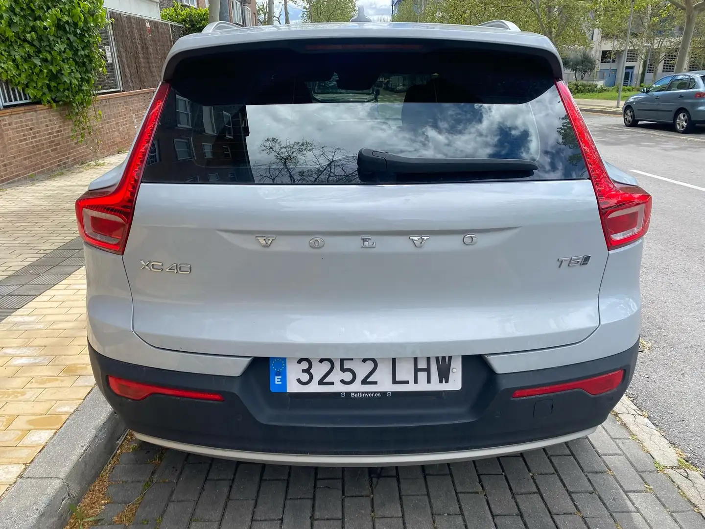 Volvo XC40 XC40 T5 Twin Business Plus Aut. Business Plus Plateado - 2