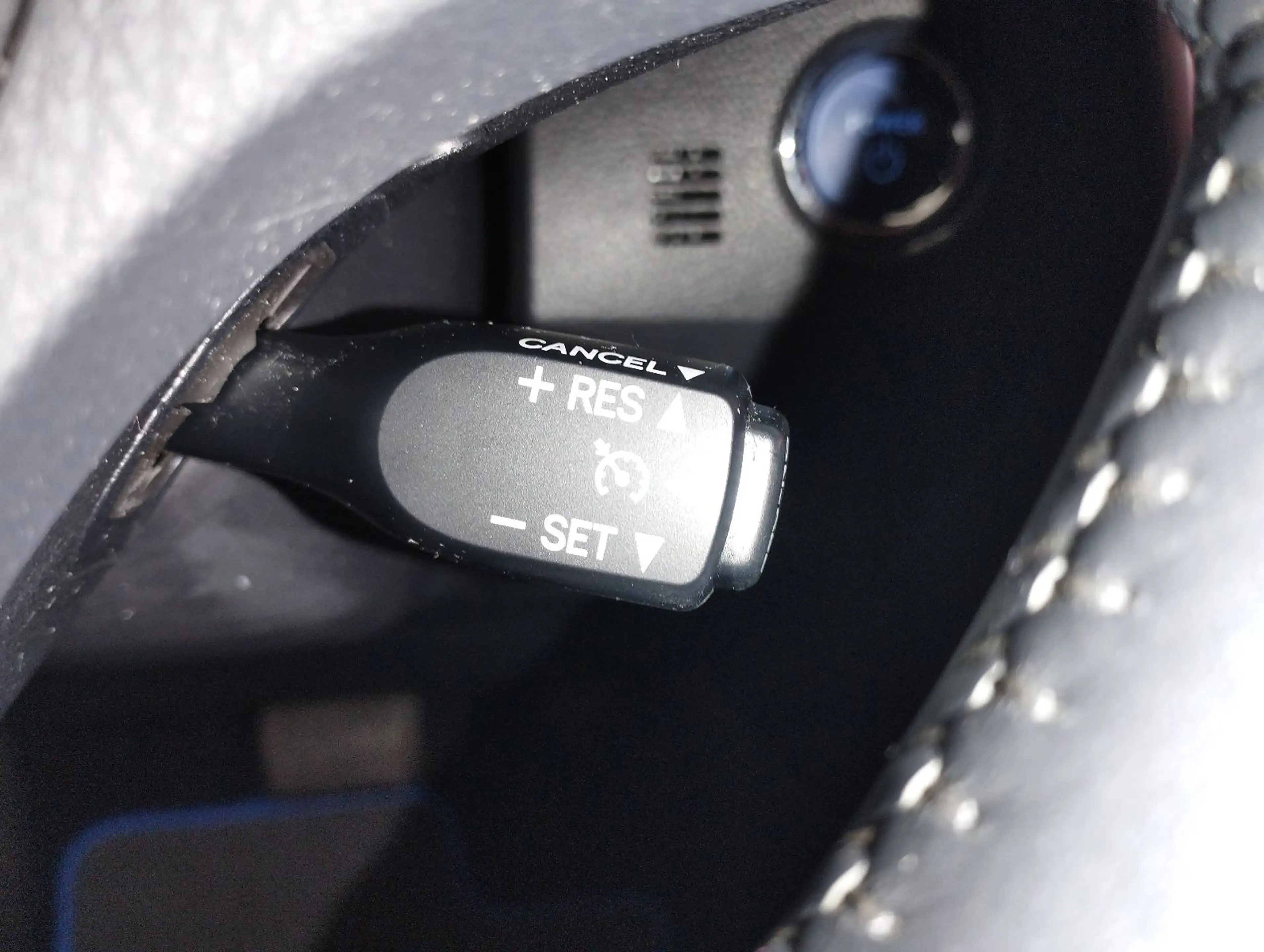 Toyota Auris -Navi-Bluetooth-Sitzh.- — photo 8
