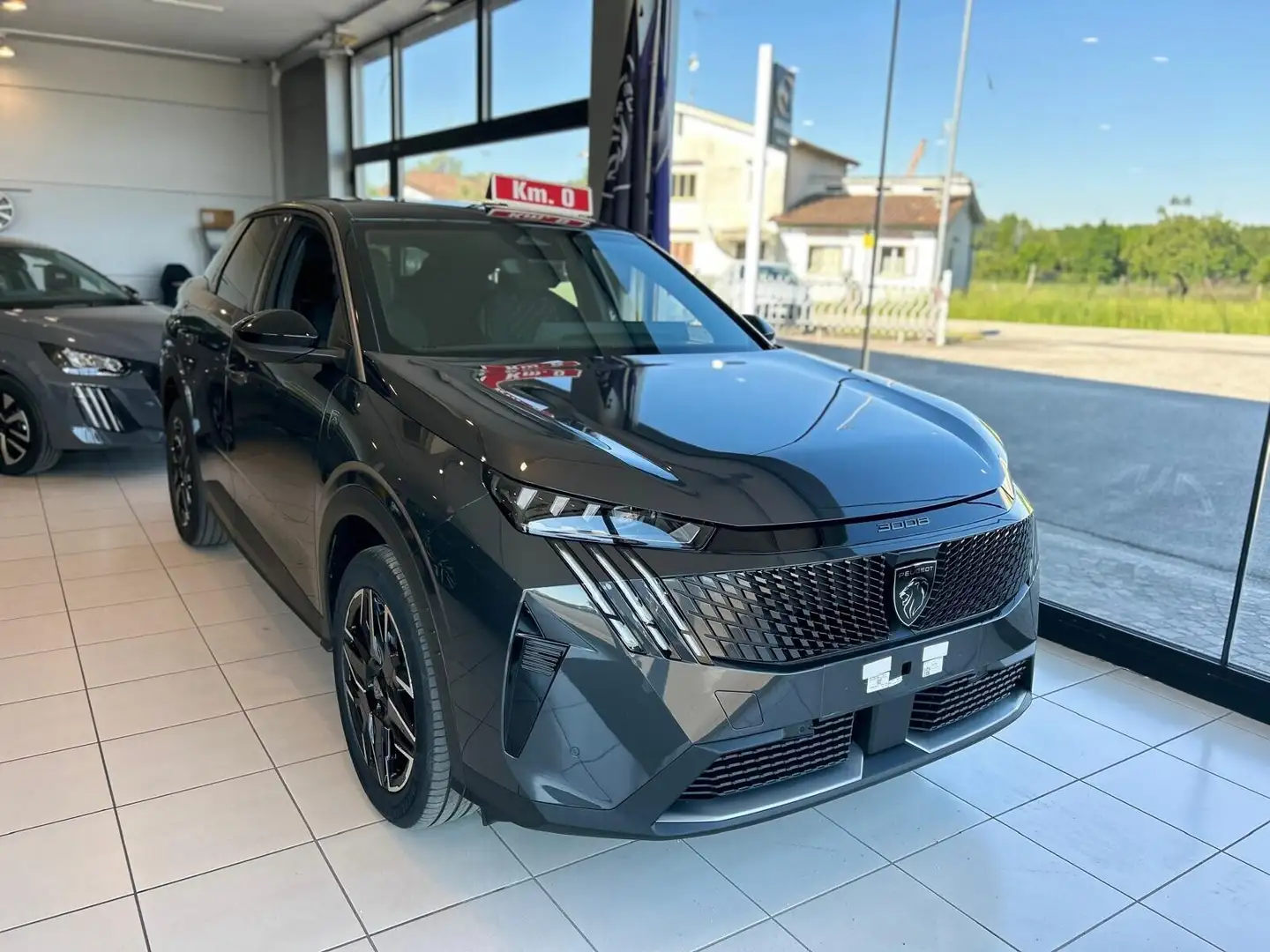 Peugeot 3008 GT Hybrid 145 e-DCS6 KM 0 Grigio - 2