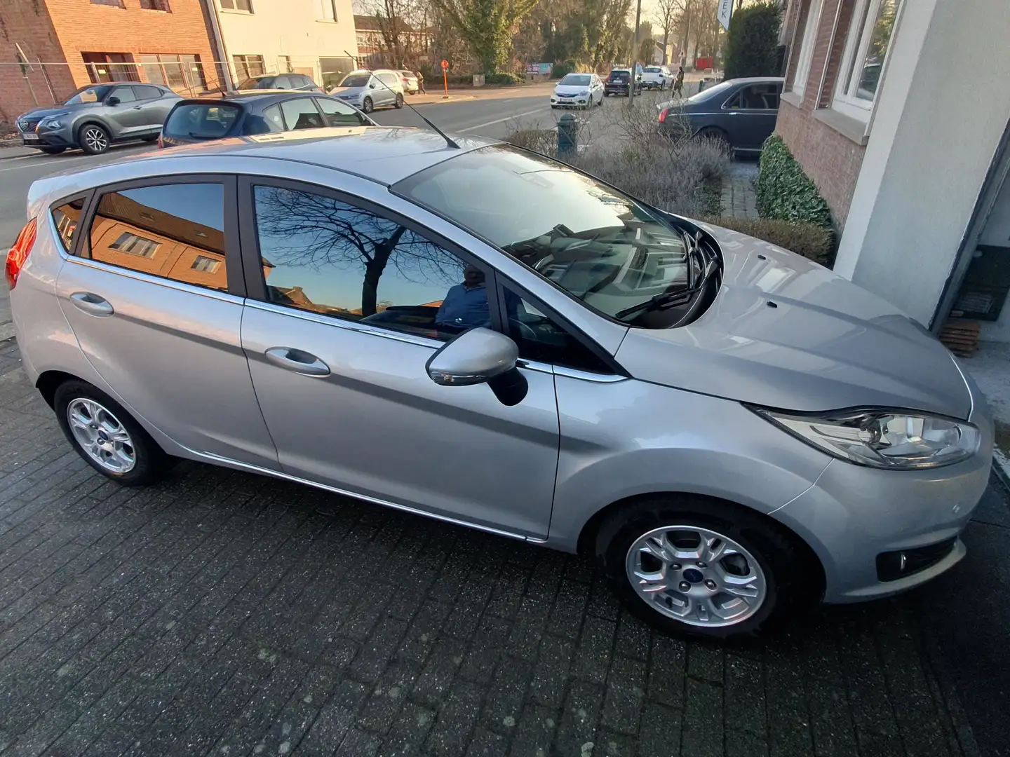 Ford Fiesta 1.5 TDCi Zilver - 1