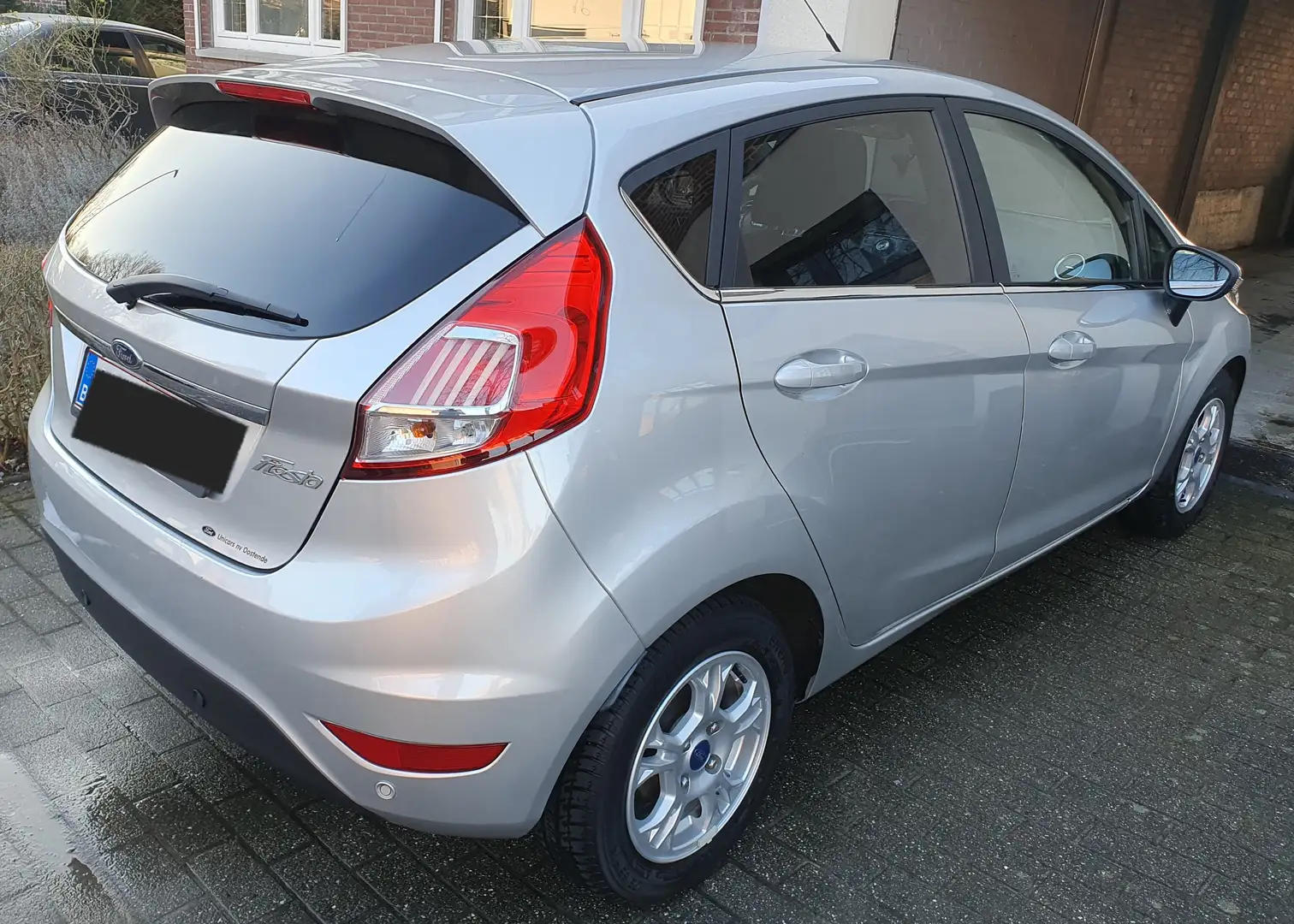 Ford Fiesta 1.5 TDCi Zilver - 2