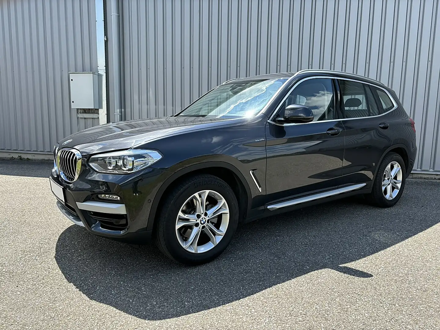 BMW X3 xDrive 20d xLine Aut. VERMITTLUNG PRIVATVERKAUF Grau - 1