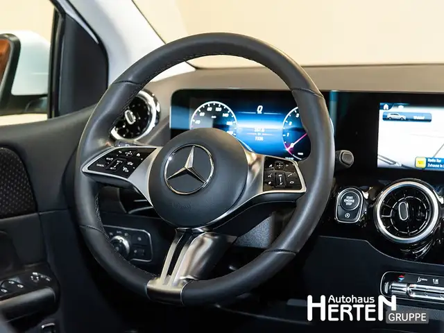 Mercedes-Benz B-Class view 7