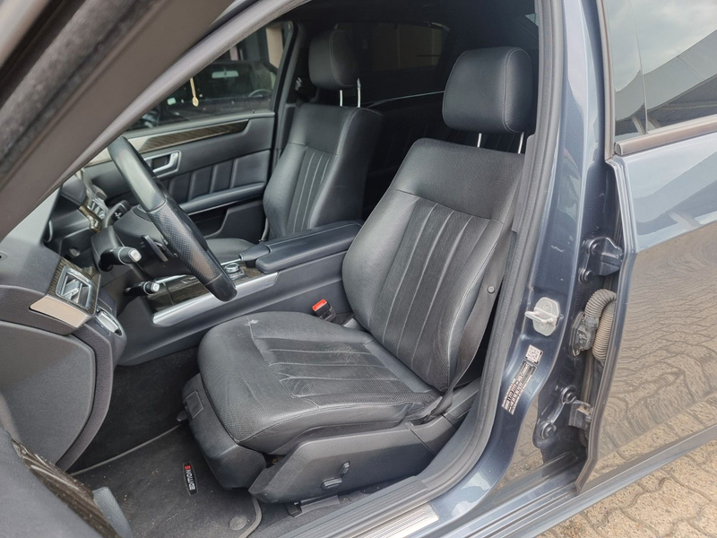 Mercedes-Benz E 350 4Matic Edition E — photo 15