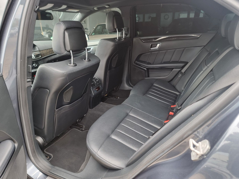 Mercedes-Benz E 350 4Matic Edition E — photo 9