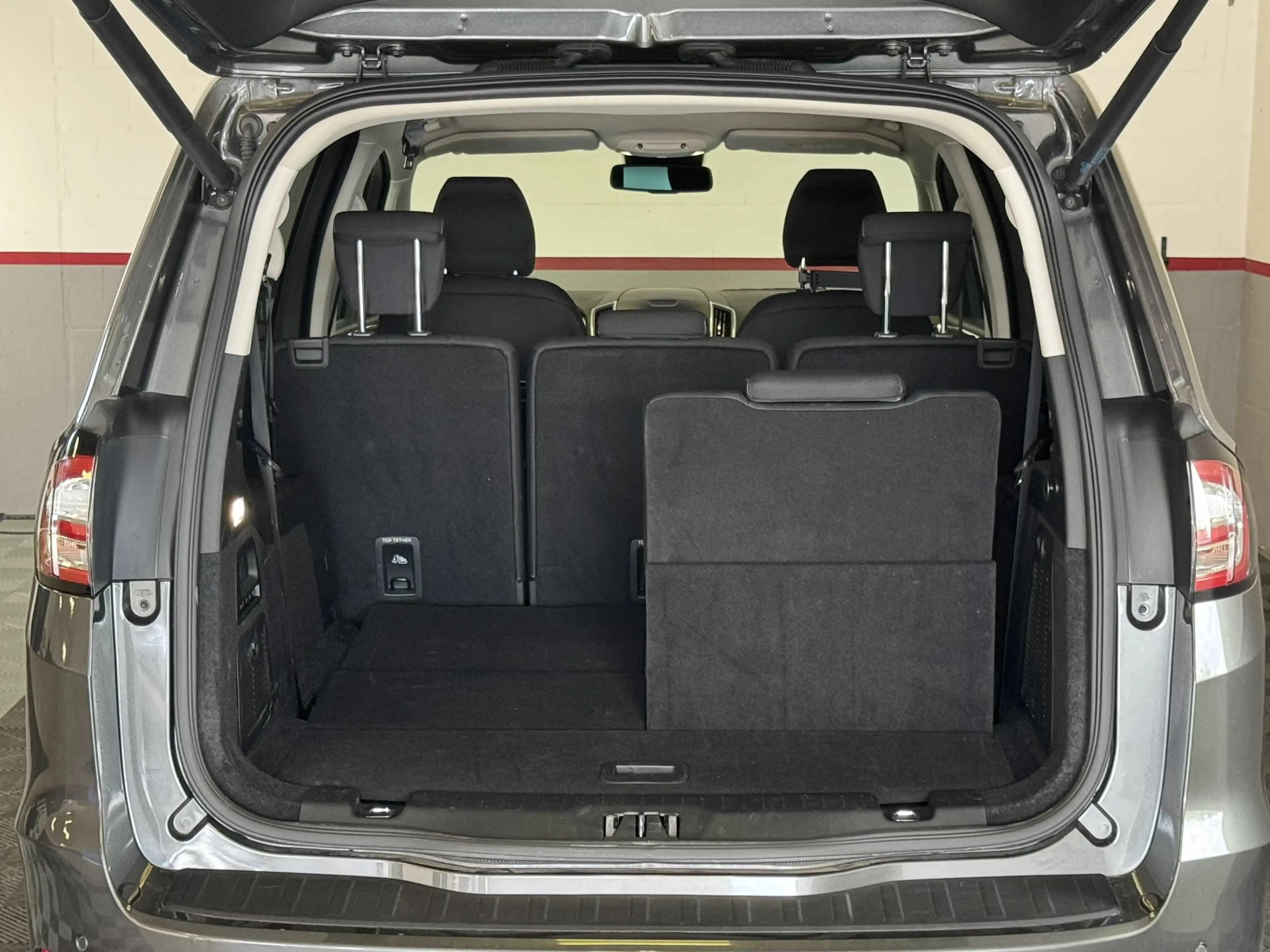 Ford Galaxy 2.5 Hybrid FHEV Titanium 7-Sitzer CarPlay — photo 14