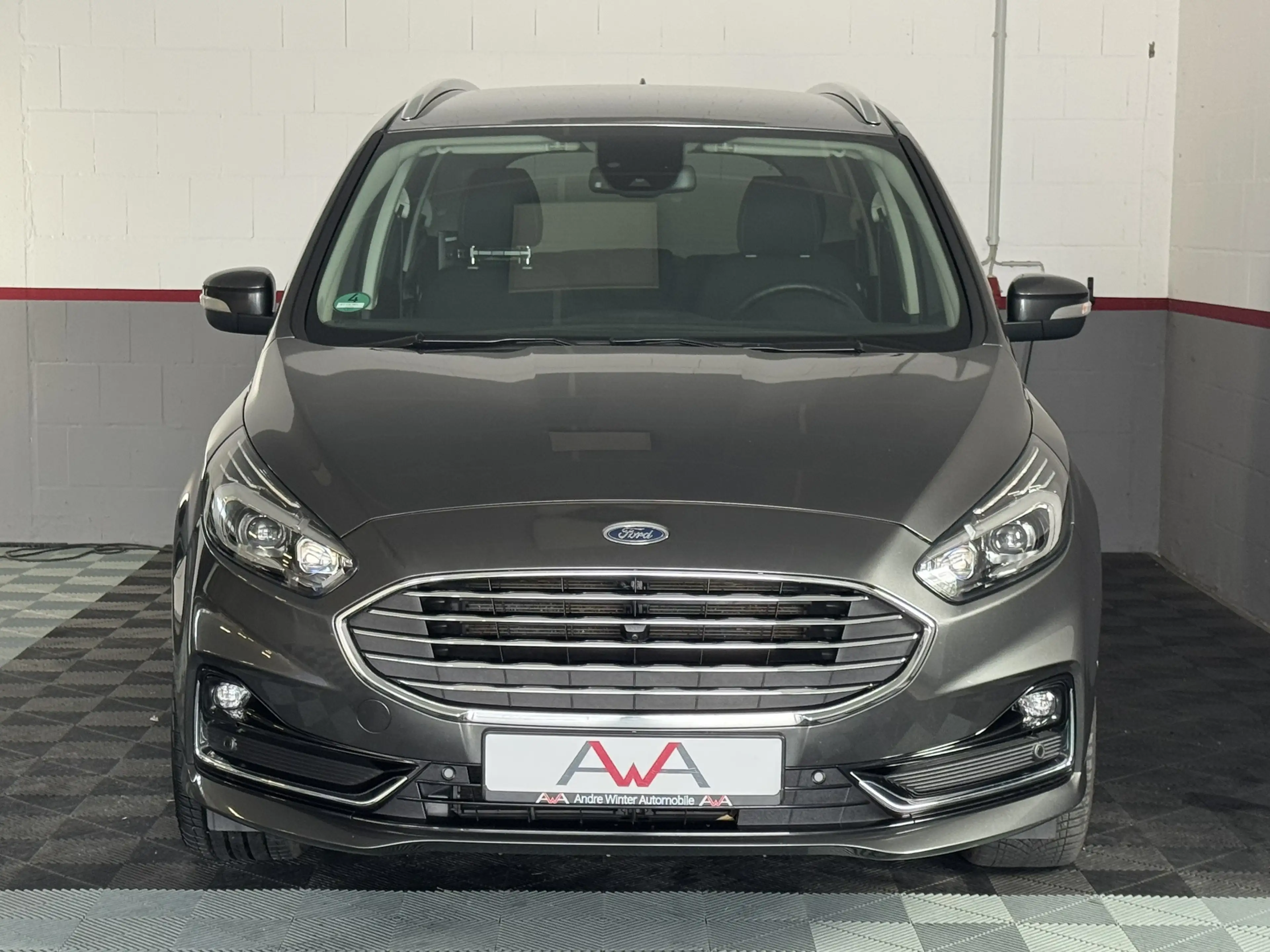 Ford Galaxy 2.5 Hybrid FHEV Titanium 7-Sitzer CarPlay — photo 2