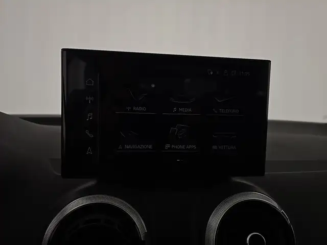 Audi Q2 view 14