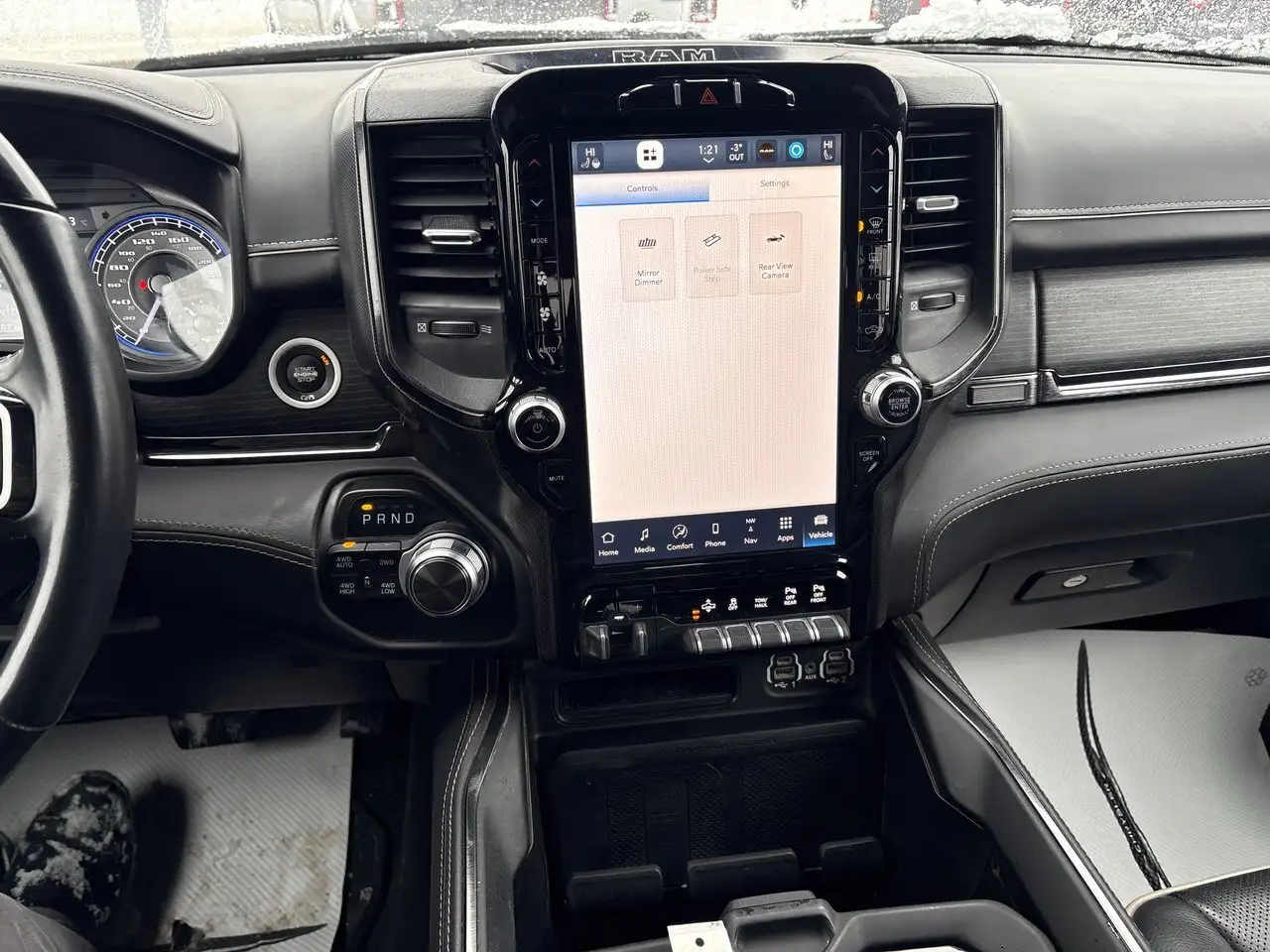 RAM 1500 снимка RAM 1500