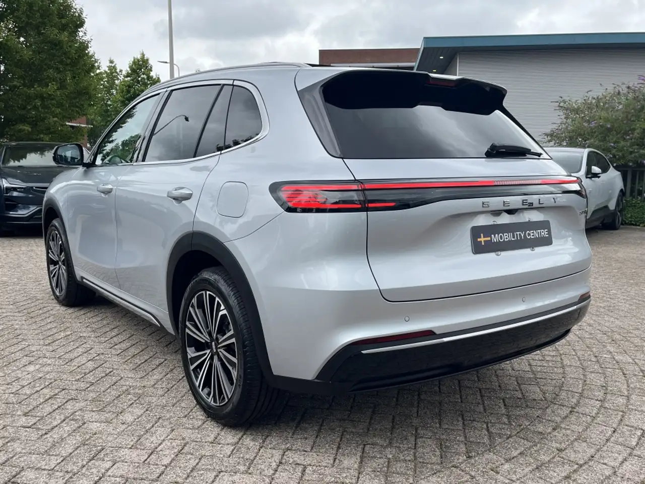 Geely Starray EM-i 2026