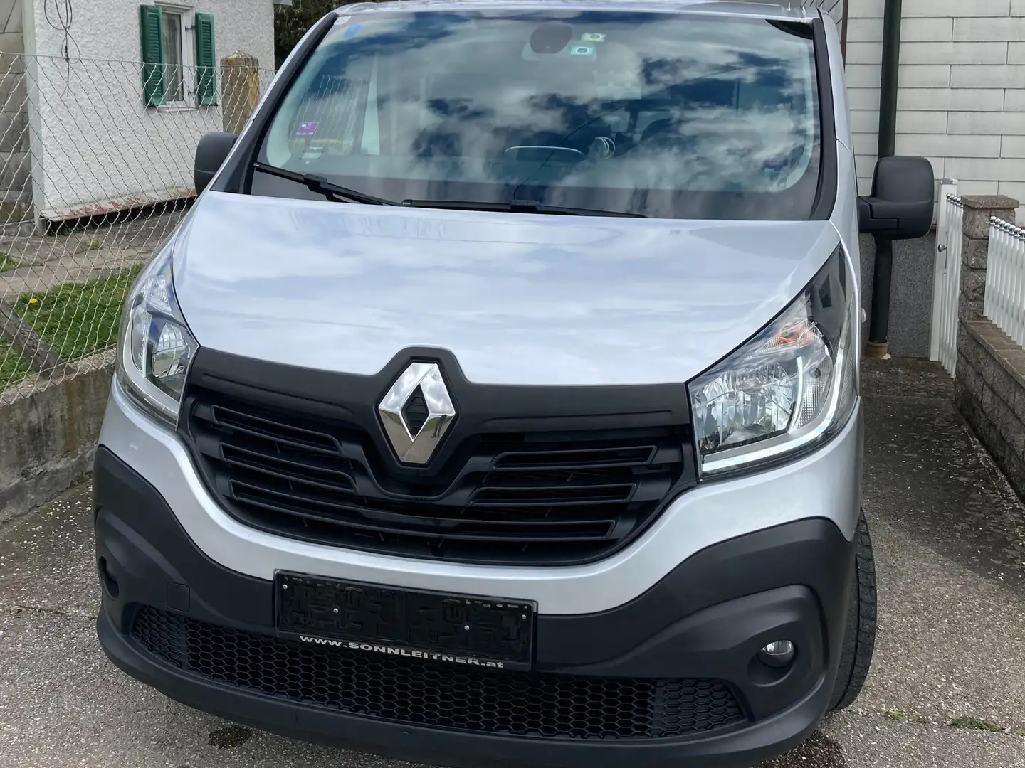 Renault Trafic L2H1 *Standheizung* Silber - 2