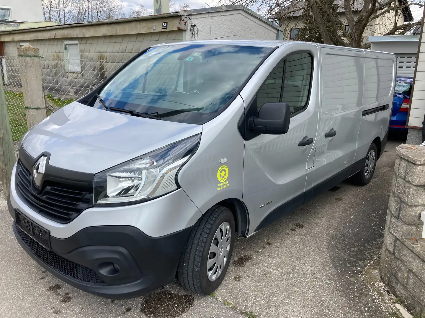 Renault Trafic L2H1 *Standheizung* Silber - 1