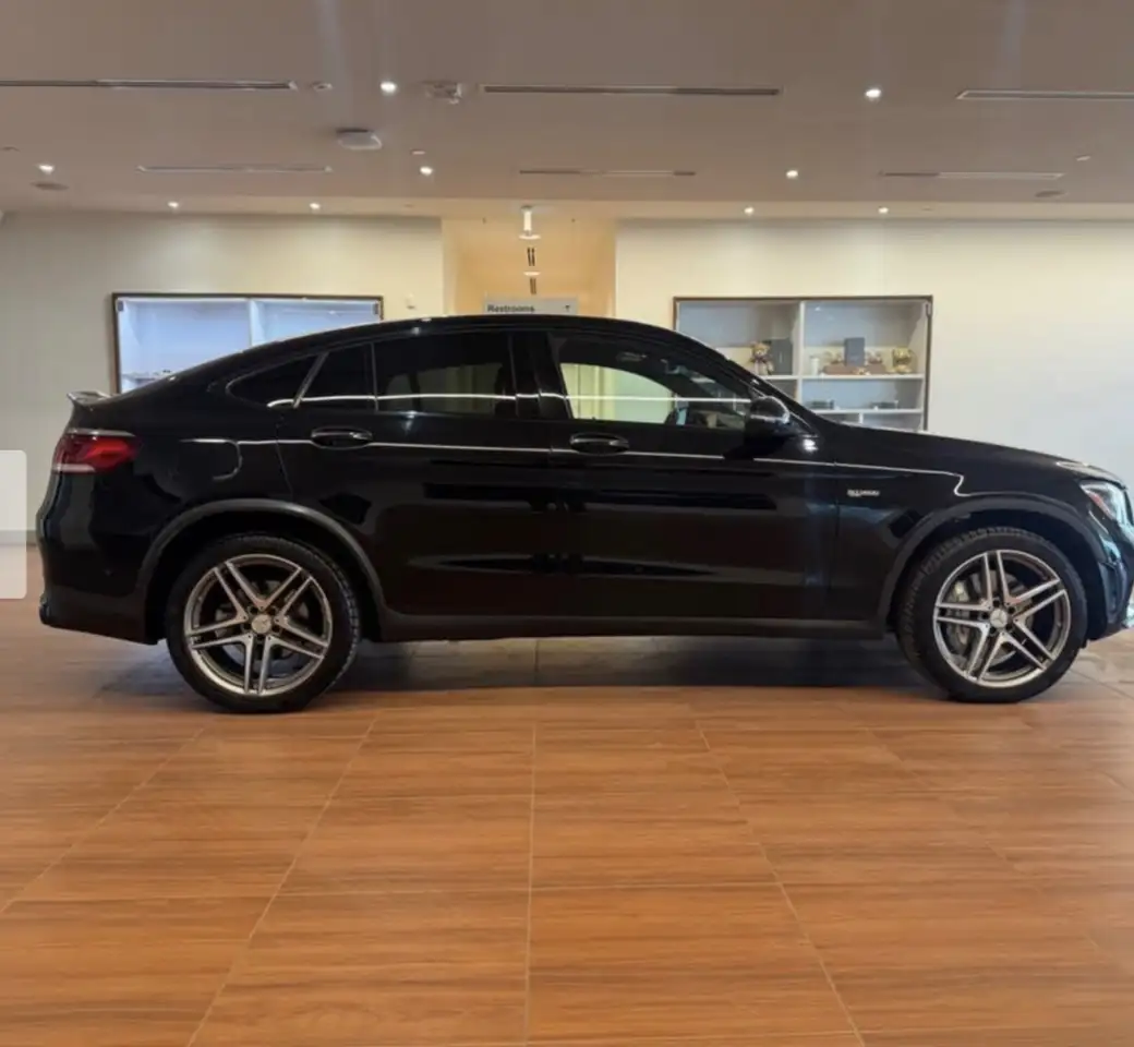 Mercedes-Benz GLE снимка Mercedes-Benz GLE