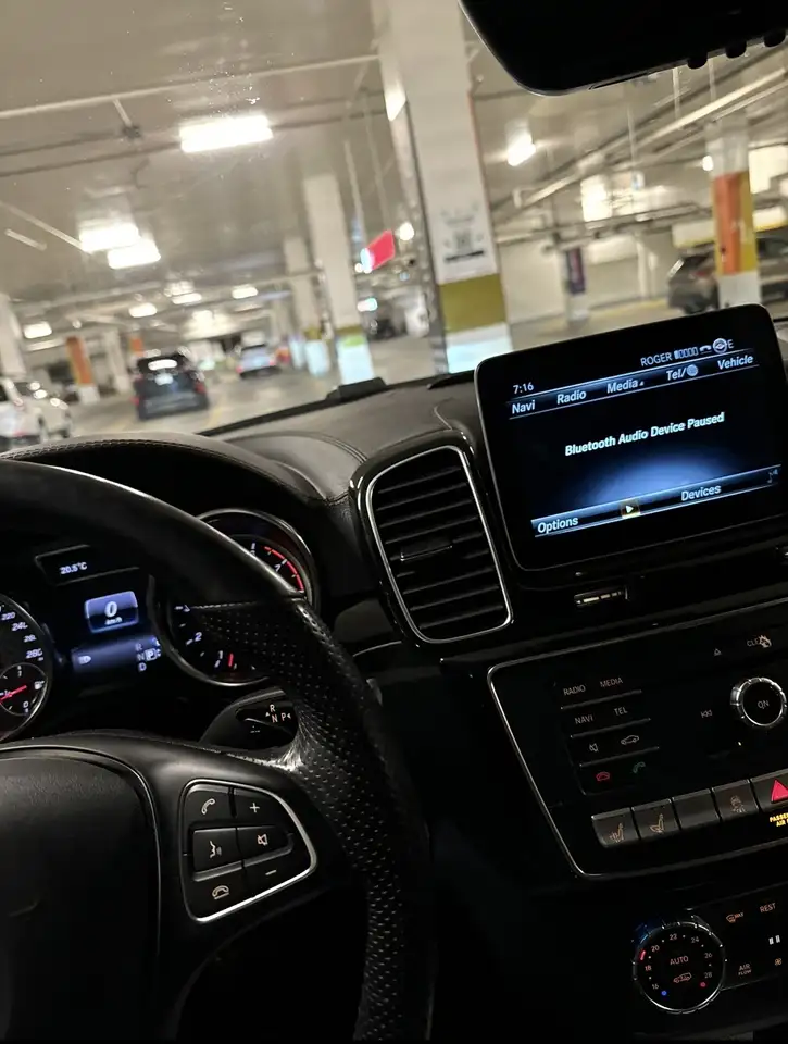 Mercedes-Benz GLE снимка Mercedes-Benz GLE