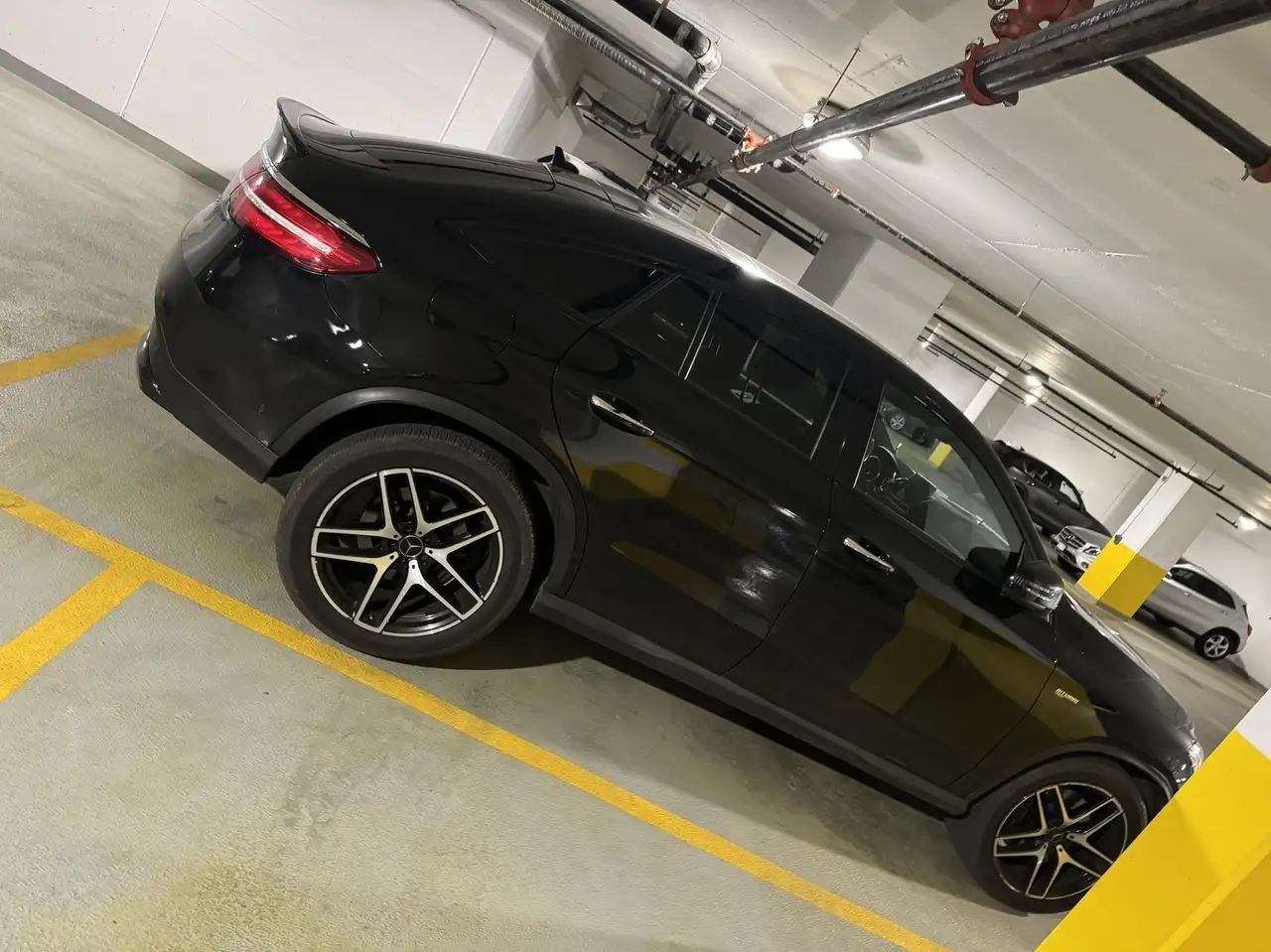 Mercedes-Benz GLE снимка Mercedes-Benz GLE