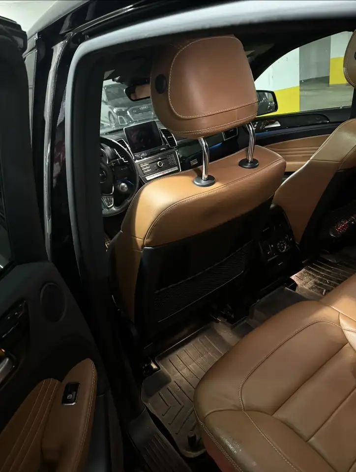 Mercedes-Benz GLE снимка Mercedes-Benz GLE