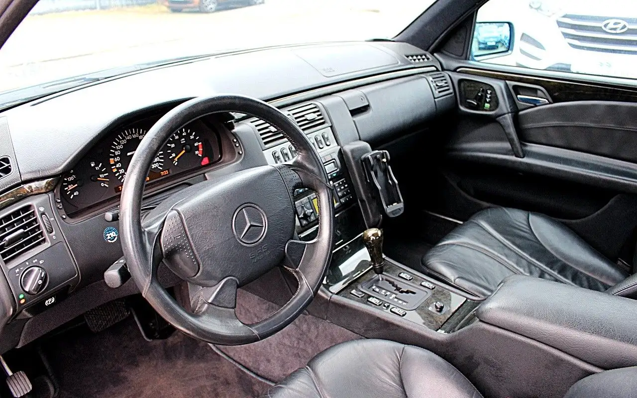 Mercedes-Benz E 60 AMG /SHEFT/KEIN ROST/LEDER/XENON/SCHIEBEDACH, foto 9