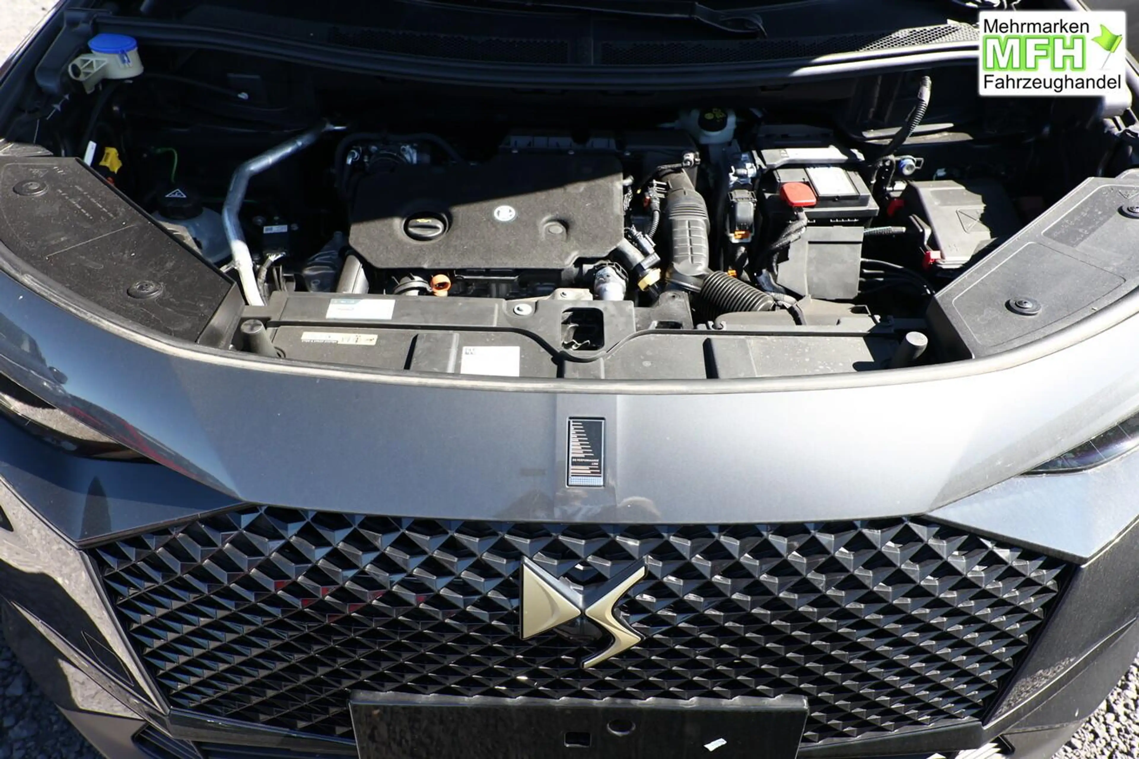 DS Automobiles DS 7 Performance Line eHK 360° ACC eSitze SHZ Nav 96... — photo 11