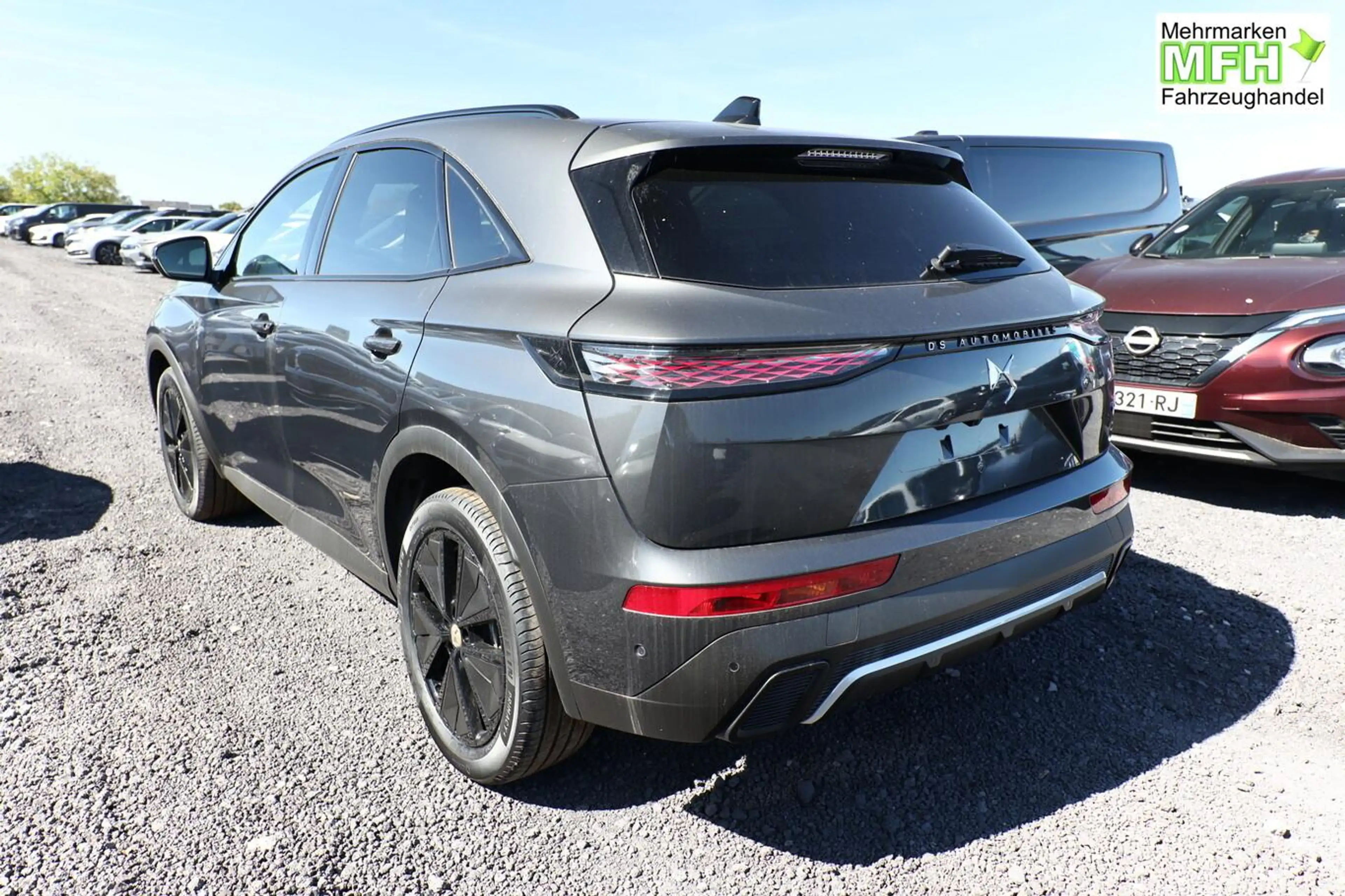 DS Automobiles DS 7 Performance Line eHK 360° ACC eSitze SHZ Nav 96... — photo 3