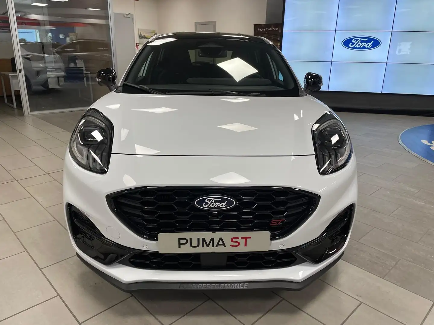 Ford Puma 1.0 ibrida/benzina  160cv.  Cambio Automatico, ST Blanc - 2
