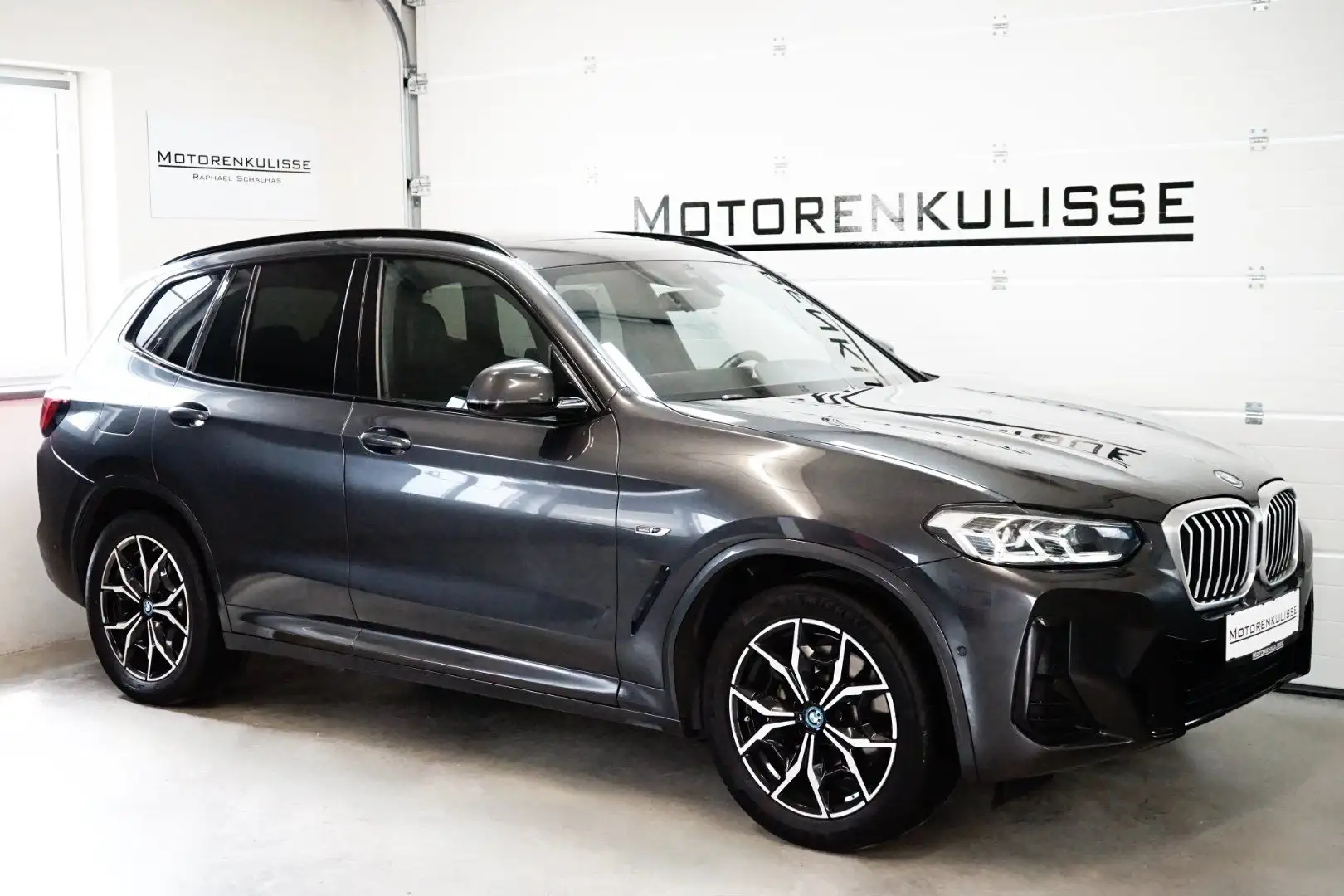 BMW X3 xDrive30e M Sport - adapt. LED - PANO - LC+ Grau - 1