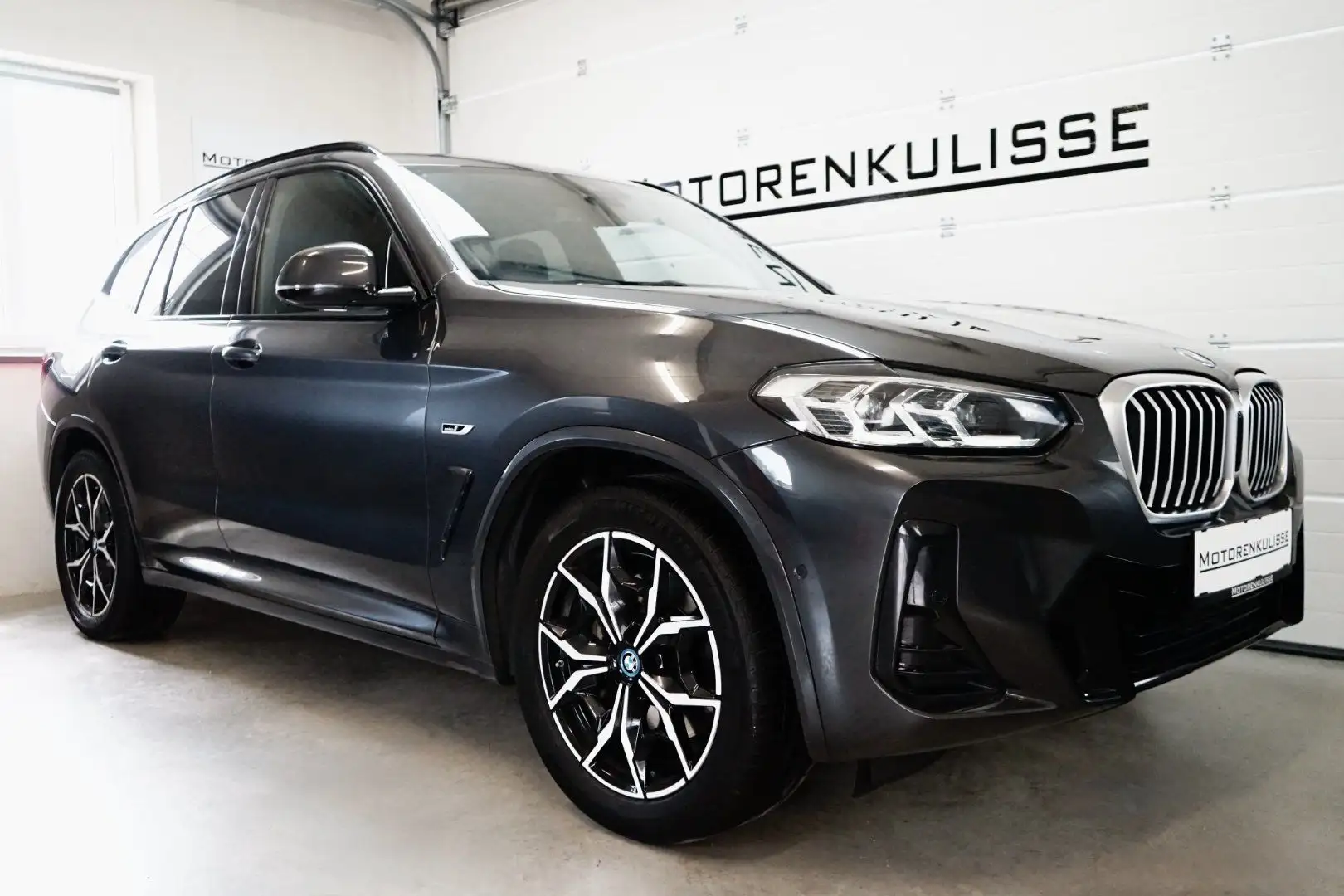 BMW X3 xDrive30e M Sport - adapt. LED - PANO - LC+ Grau - 2