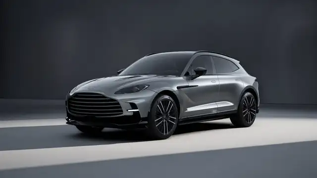 Aston Martin DBX 707 4.0