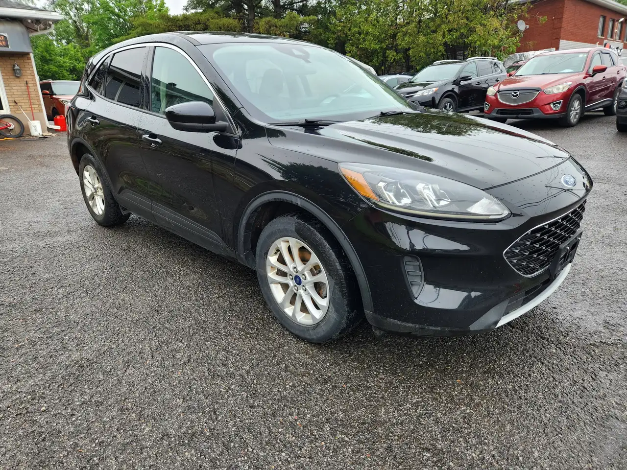 Ford Escape снимка Ford Escape