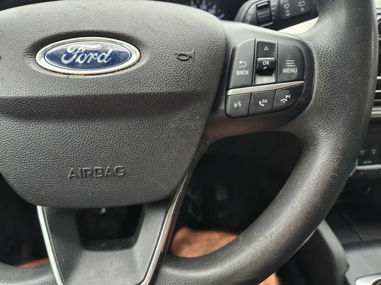 Ford Escape снимка Ford Escape