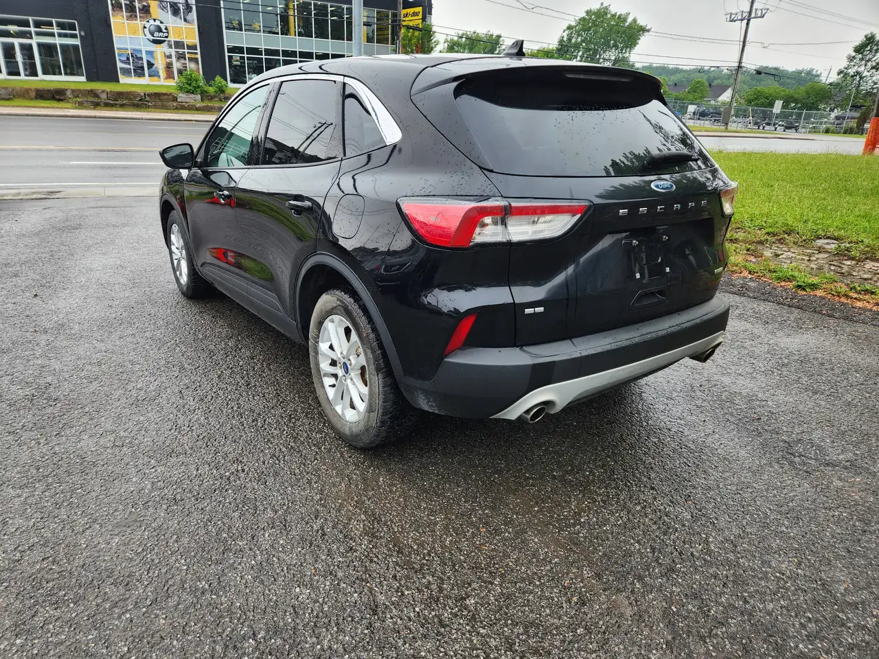 Ford Escape снимка Ford Escape