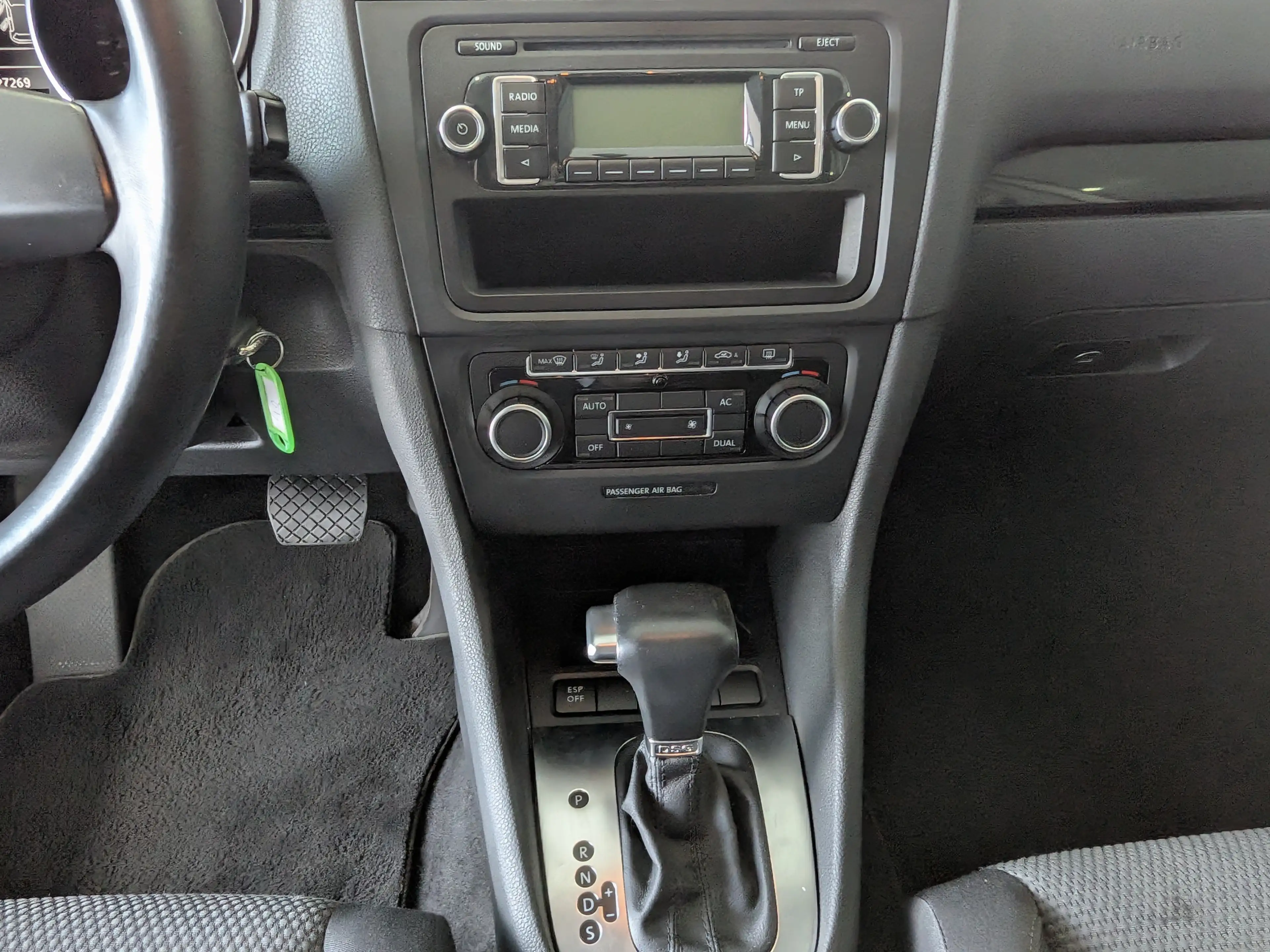Volkswagen Golf Comfortline +KLIMAANLAGE+PARK ASS.+AHK+PDC+ — photo 8