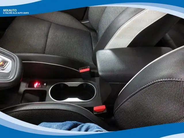 Renault Captur view 9