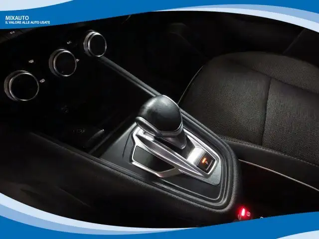 Renault Captur view 8