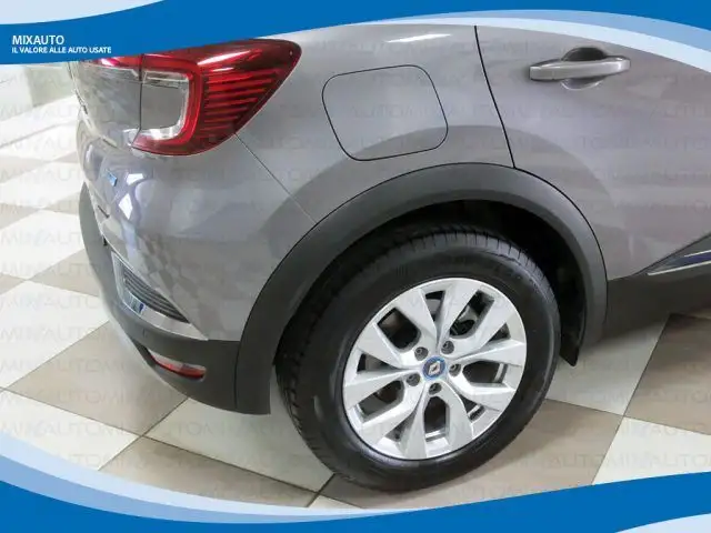 Renault Captur view 13