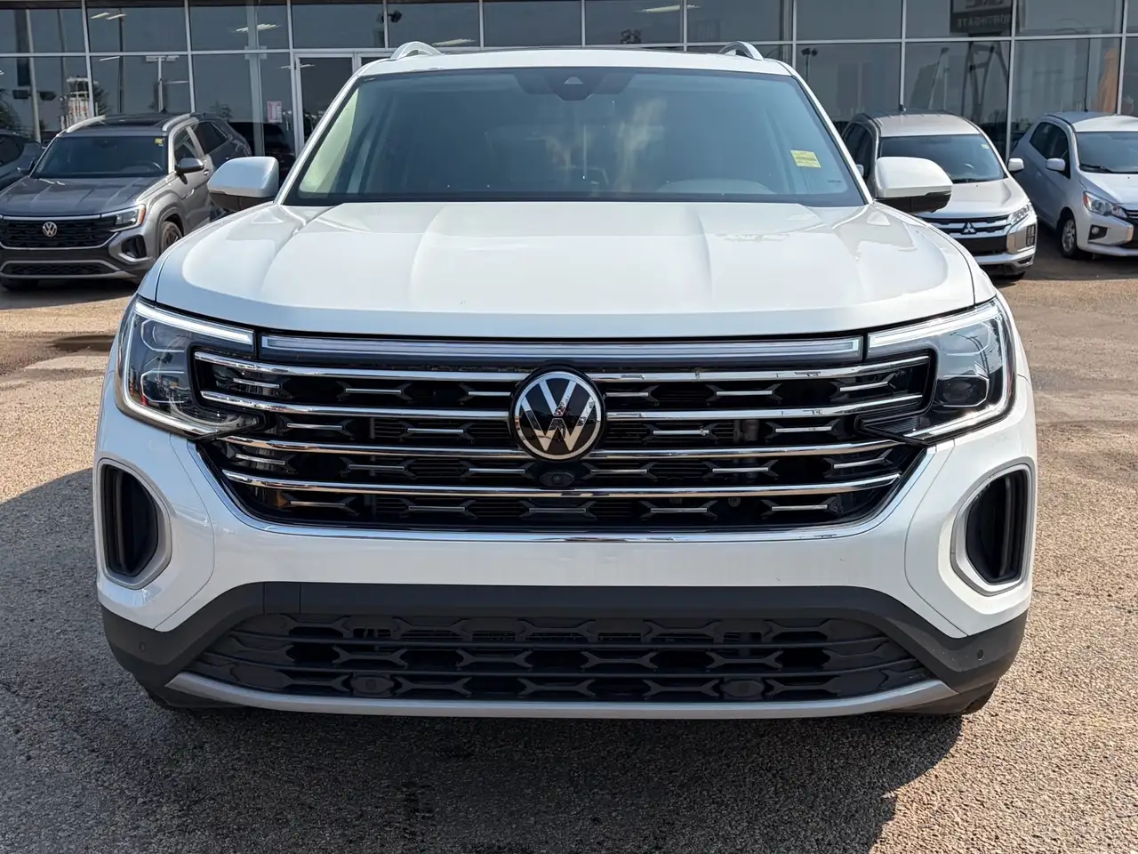 Volkswagen Atlas photo Volkswagen Atlas