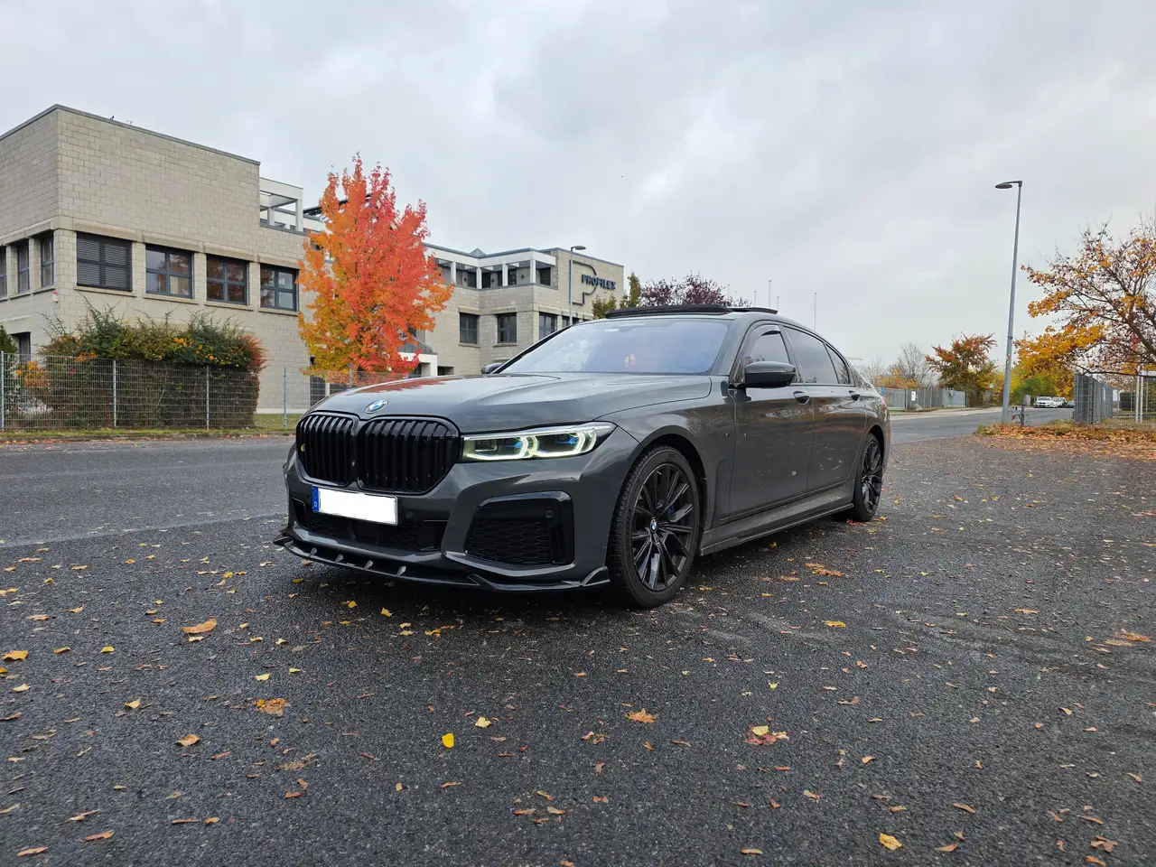 BMW 750