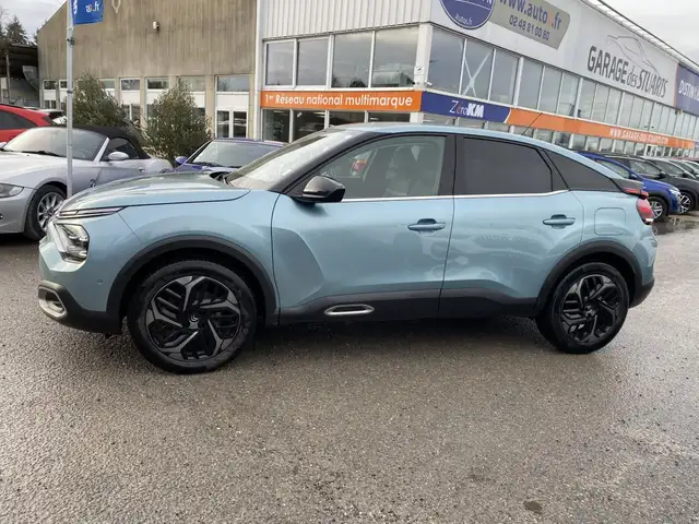 Citroen C4 view 3