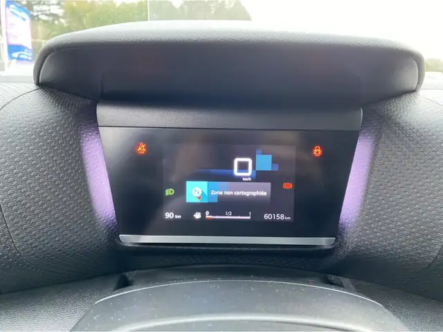 Citroen C4 view 10