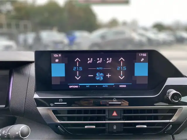 Citroen C4 view 13