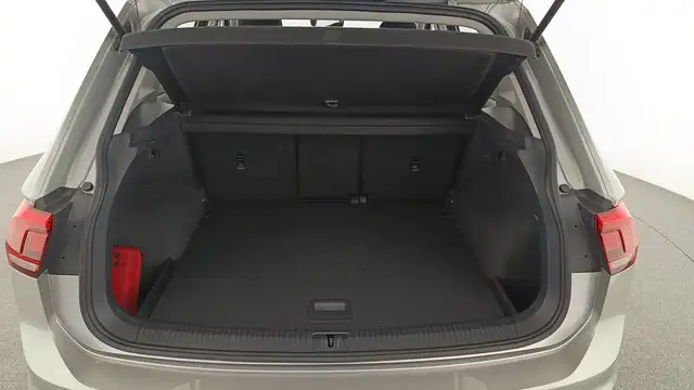 Volkswagen Tiguan view 7