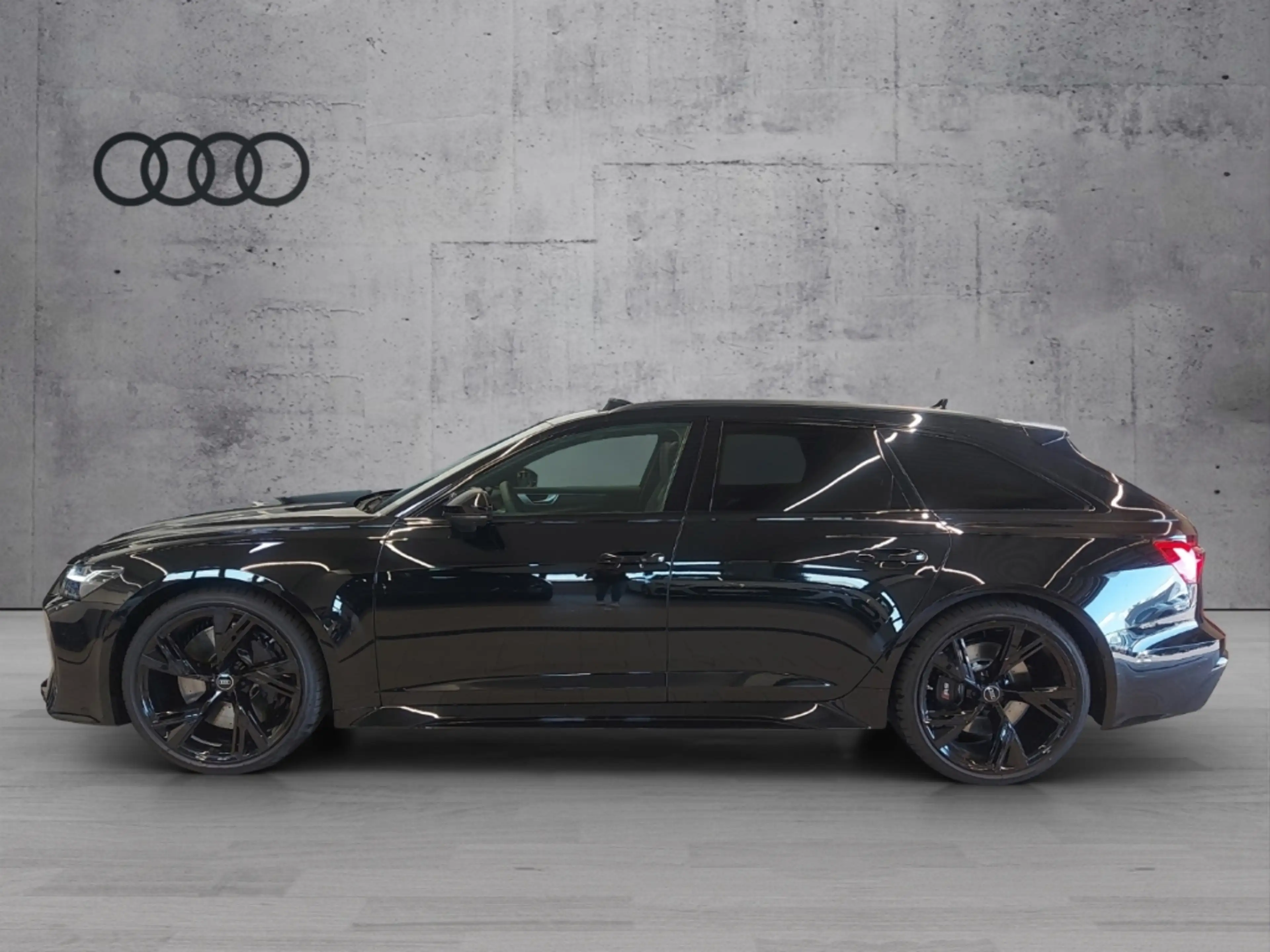 Audi RS6 Avant All Black LASER 22 B&O PANO HEAD-UP 360° STA — photo 3