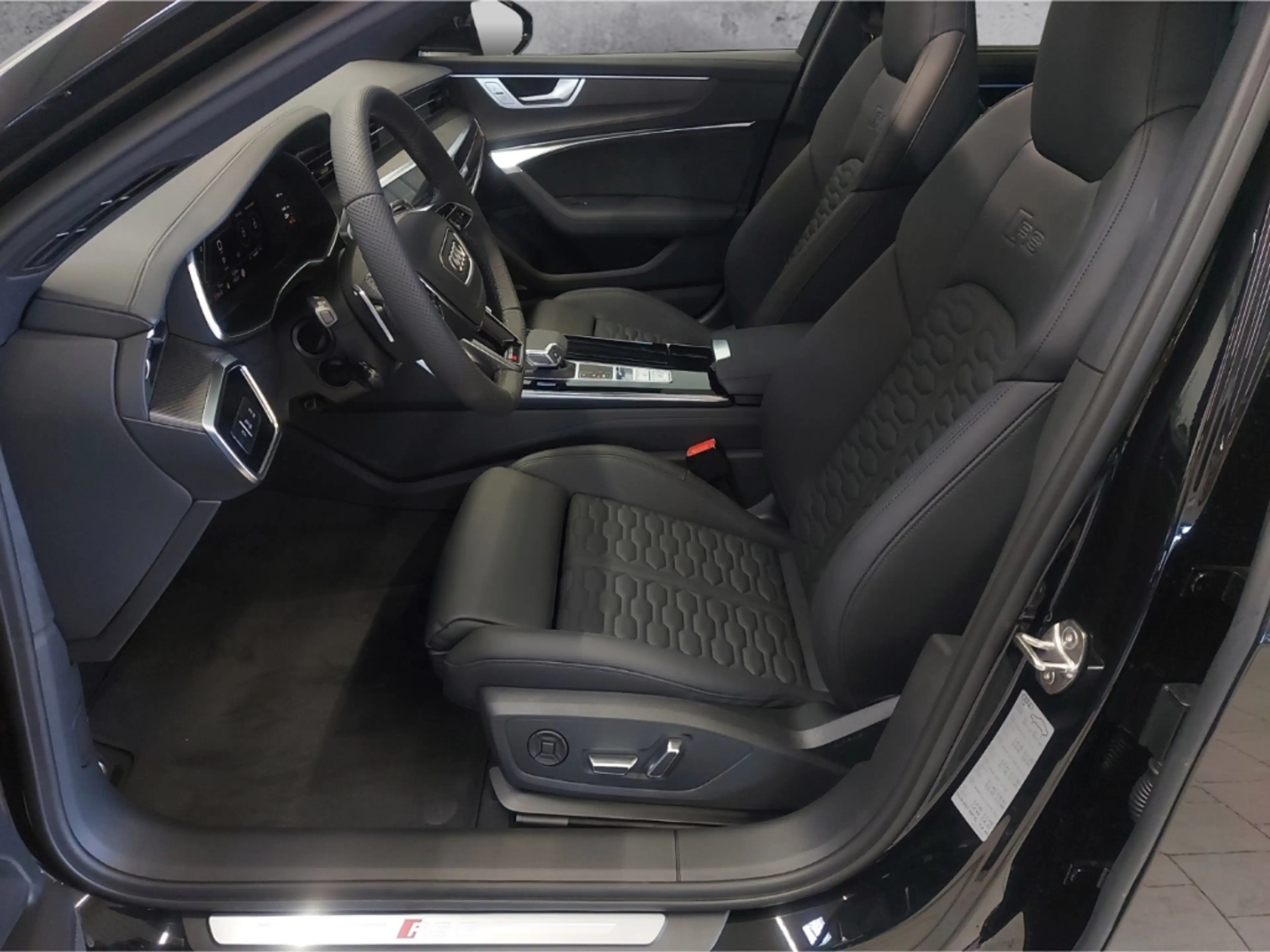 Audi RS6 Avant All Black LASER 22 B&O PANO HEAD-UP 360° STA — photo 8