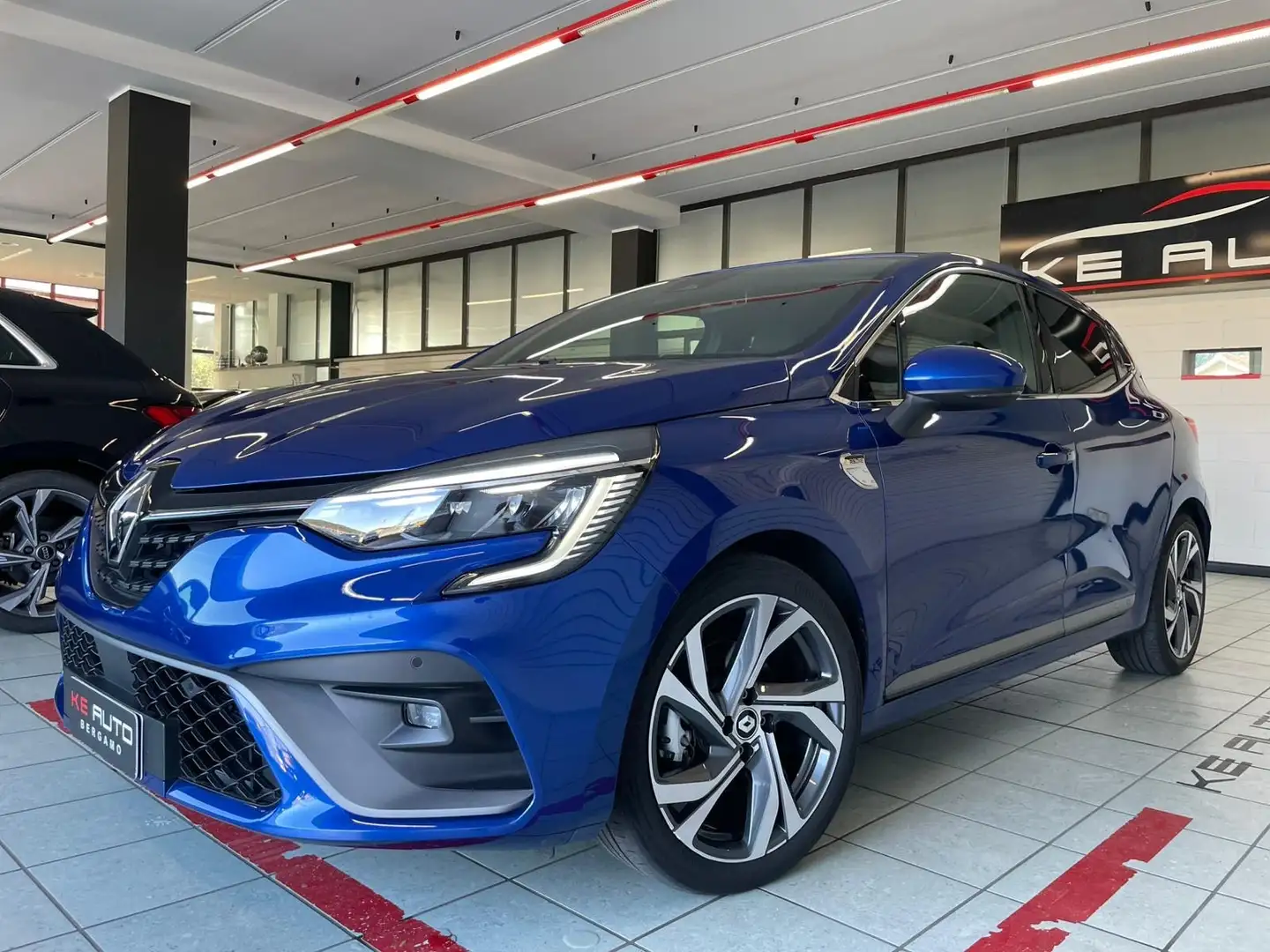 Renault Clio V 2019 1.6 E-Tech hybrid R.S. Line 140cv auto Bleu - 1