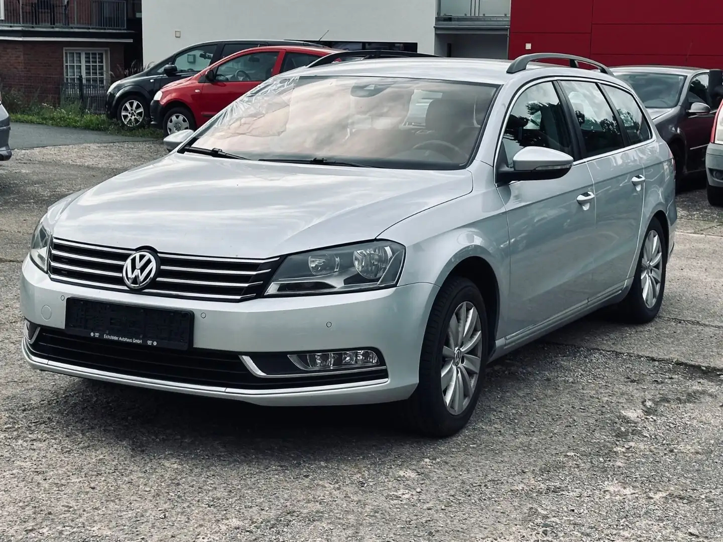 Volkswagen Passat 1.4 TSI Autom.*NAVI*KAMERA*TEMPO*SHZ Silber - 1