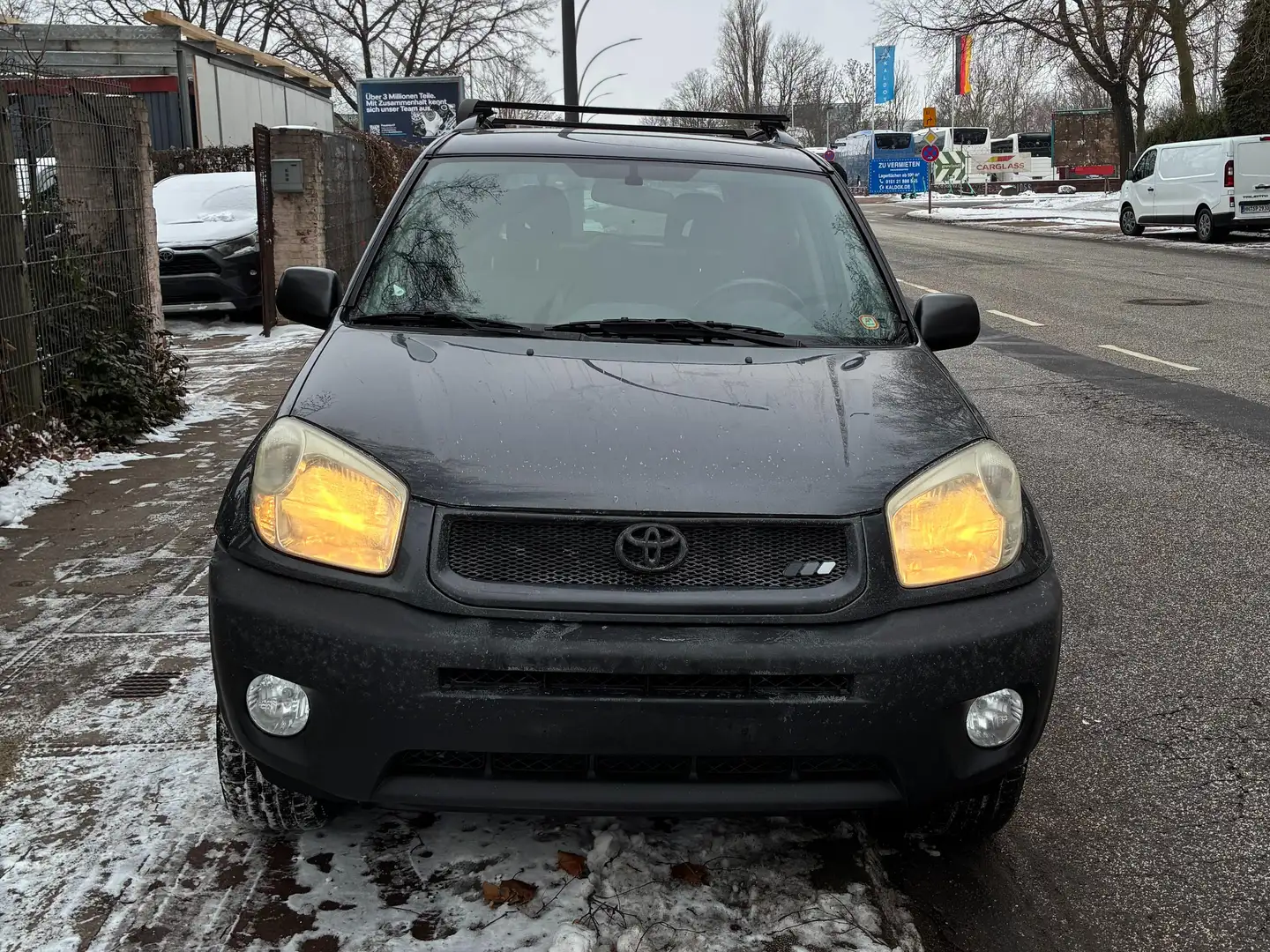 Toyota RAV 4 Toyota RAV4 Bensin 1,8 Liter Grau - 1