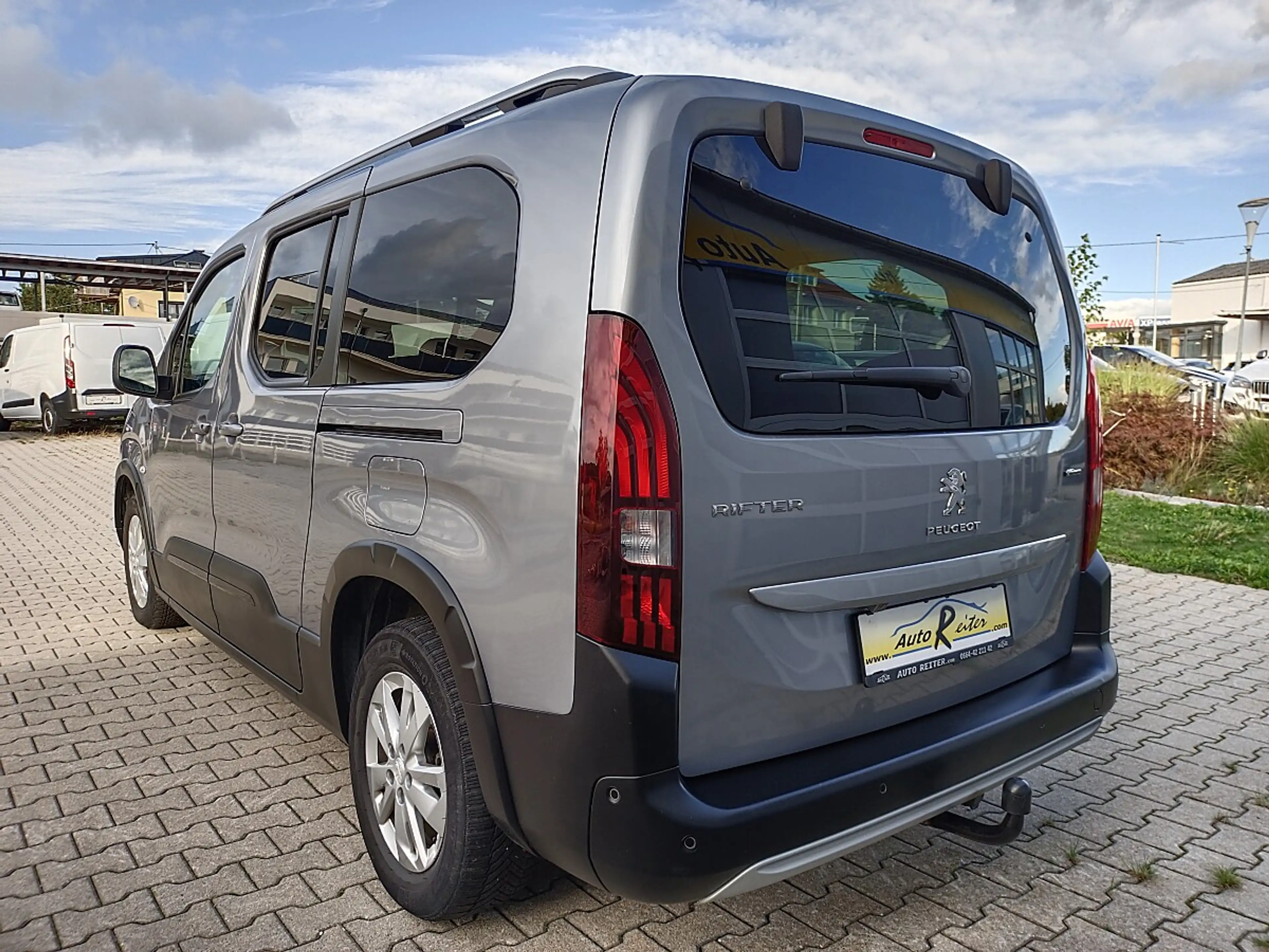 Peugeot Rifter 1.5 BlueHDi 130 FAP Allure Lang Start&Stop GT-L... — photo 3
