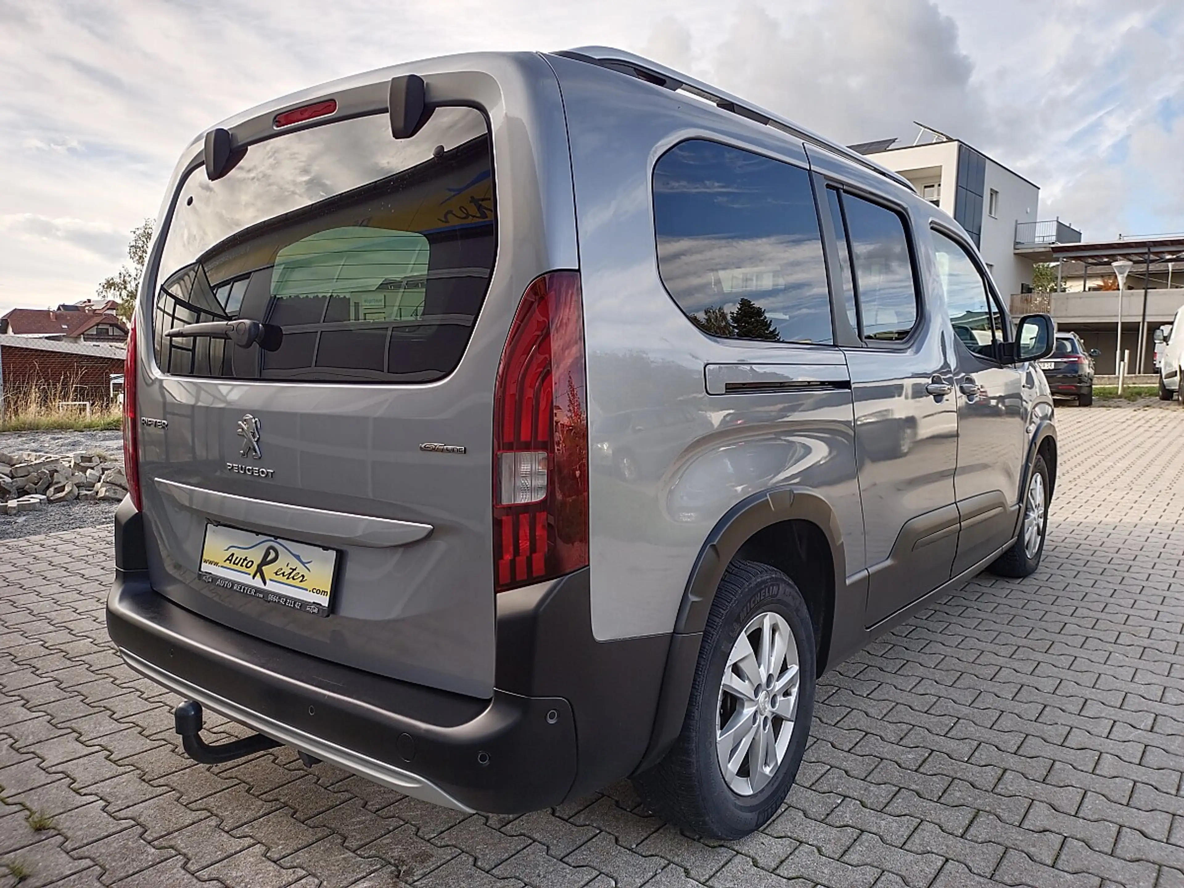 Peugeot Rifter 1.5 BlueHDi 130 FAP Allure Lang Start&Stop GT-L... — photo 4